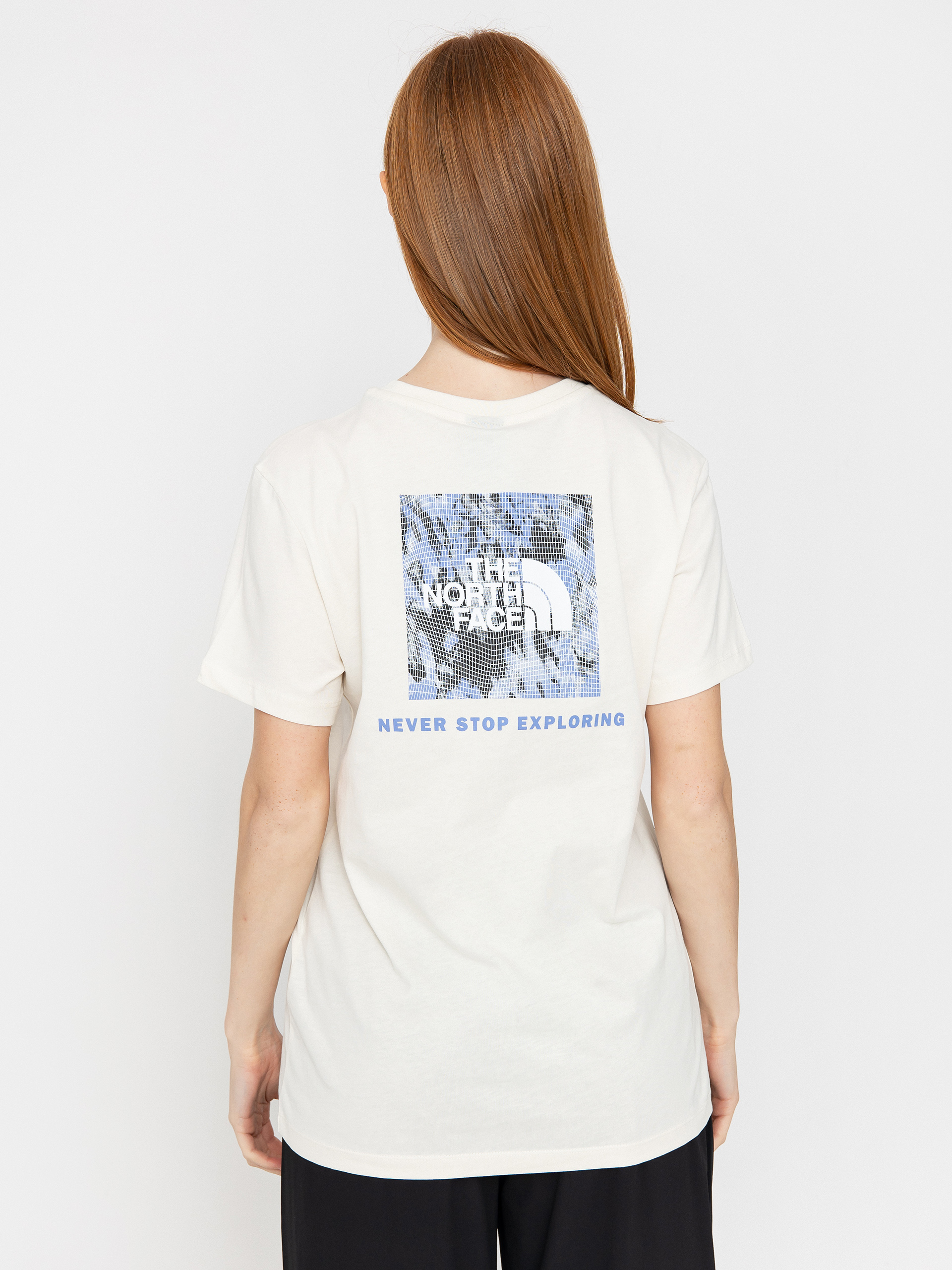 T-shirt The North Face Box Nse Tailgrid Infill Relaxed Wmn (white dune/virtual blue)