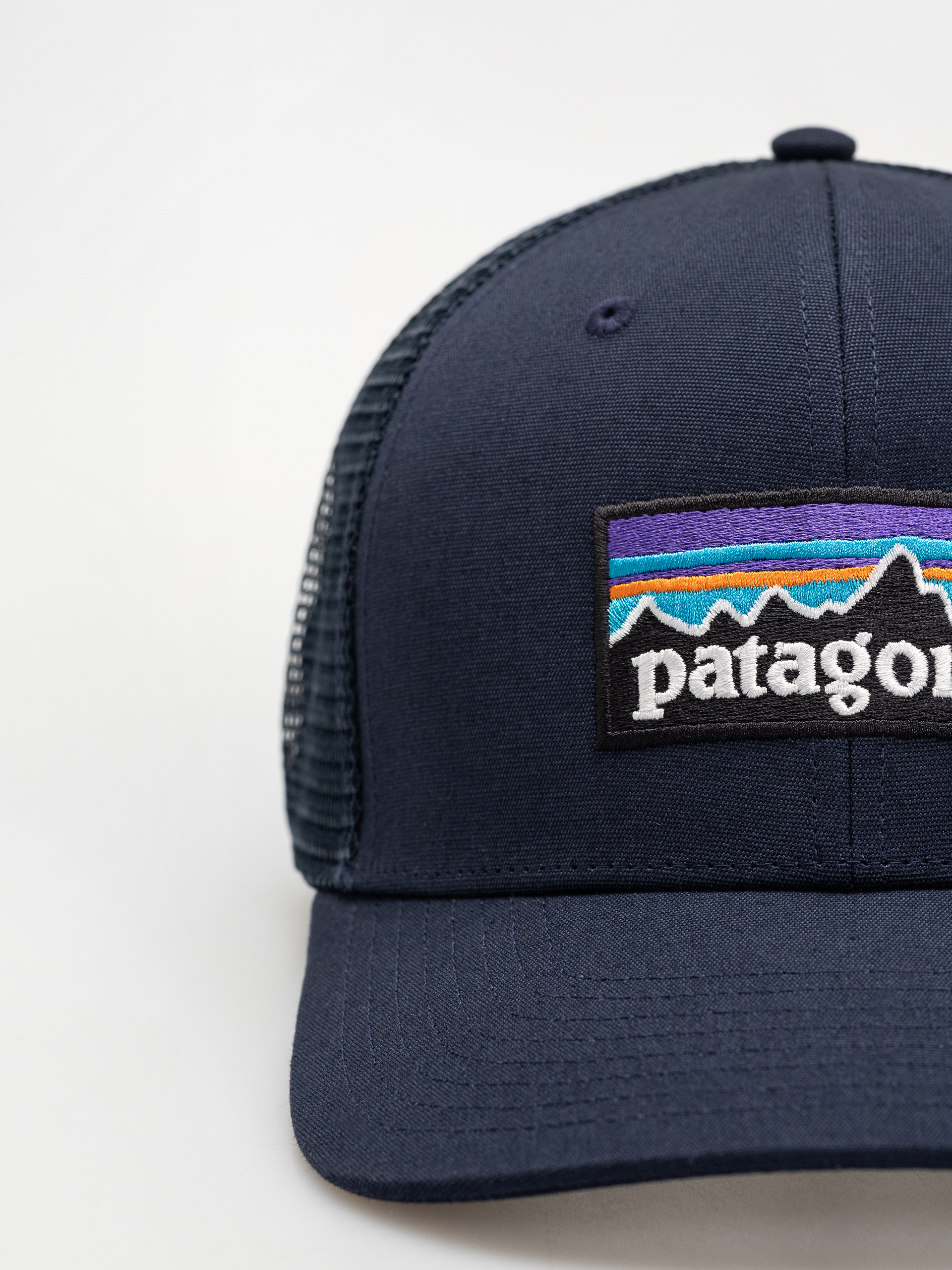 Czapka z daszkiem Patagonia P 6 Logo Trucker (new navy)
