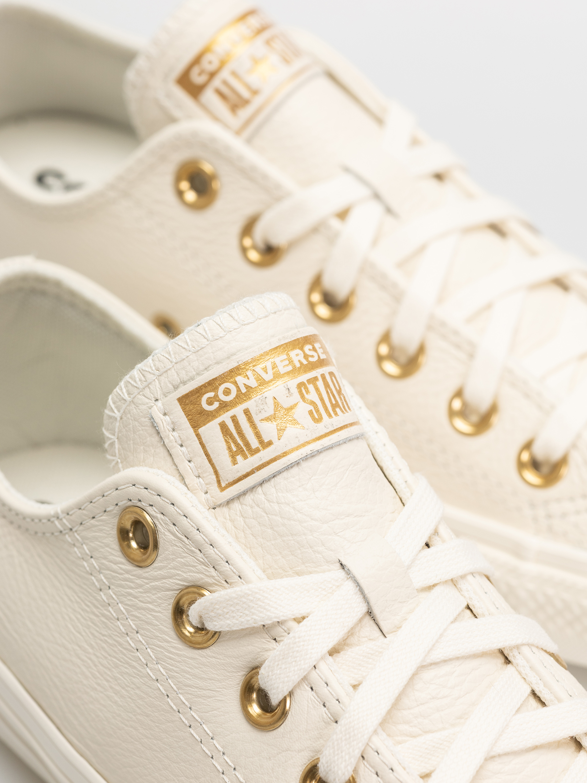 Trampki Converse Chuck Taylor All Star Ox Wmn (egret/egret/gold)