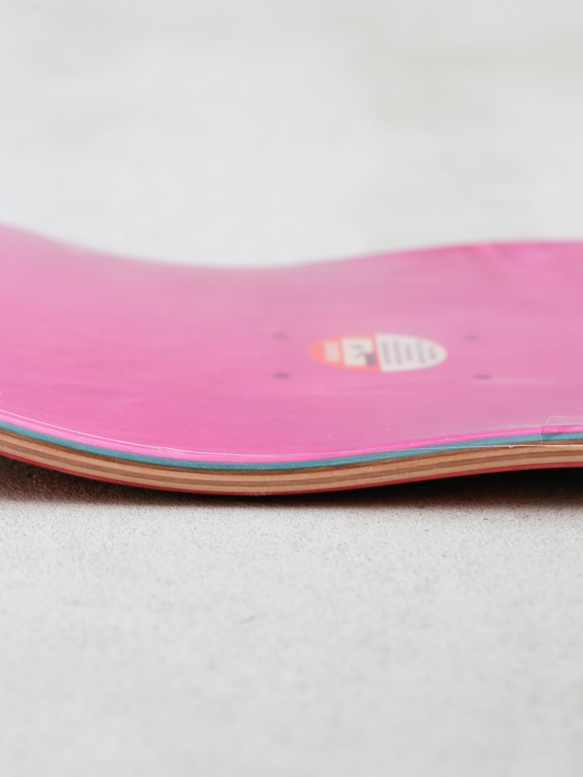 Deck Deluxe SSD25 Shop Keeper (red)