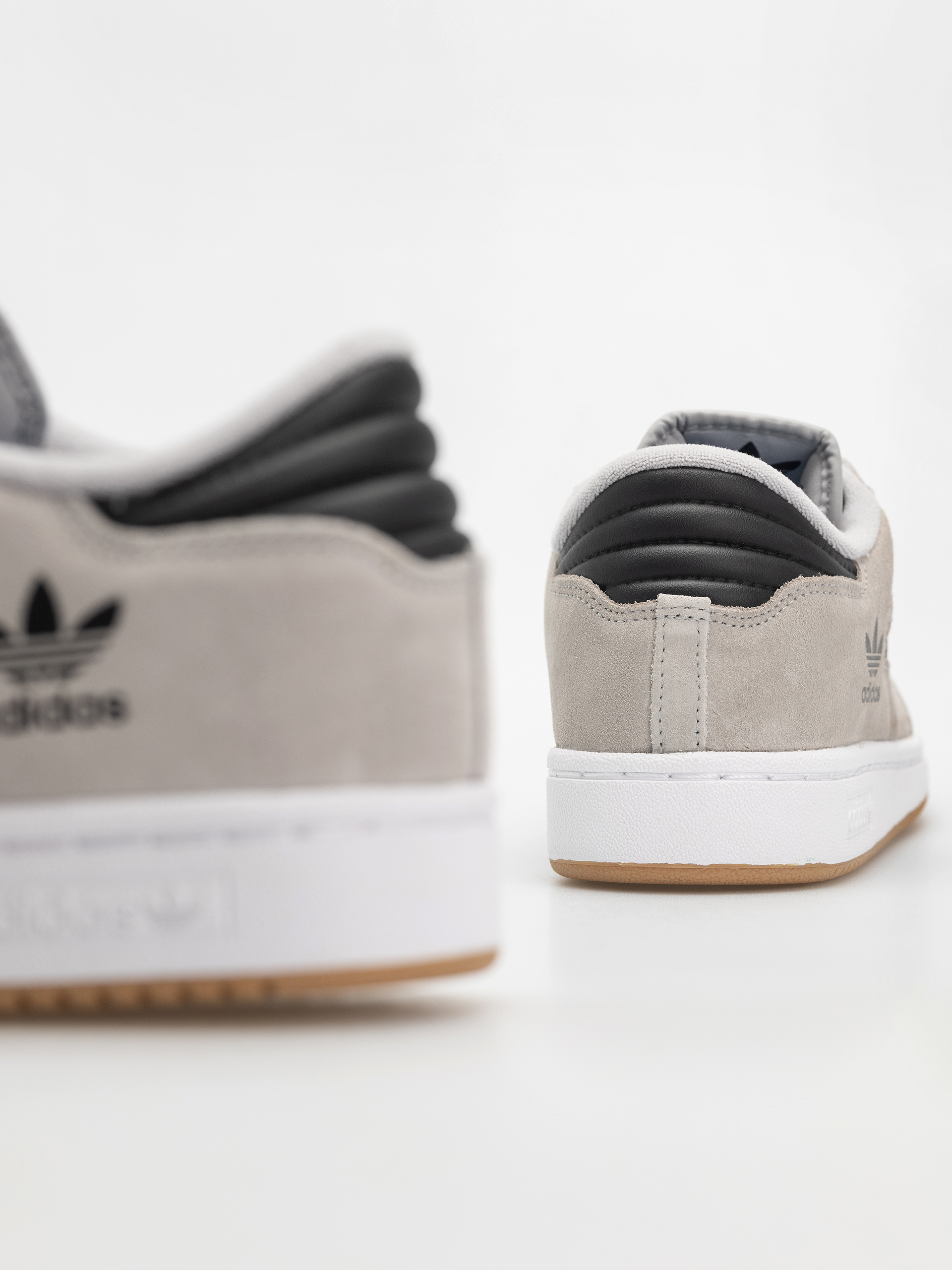 Buty adidas Centennial 85 Low A (gretwo/cblack/crywht)