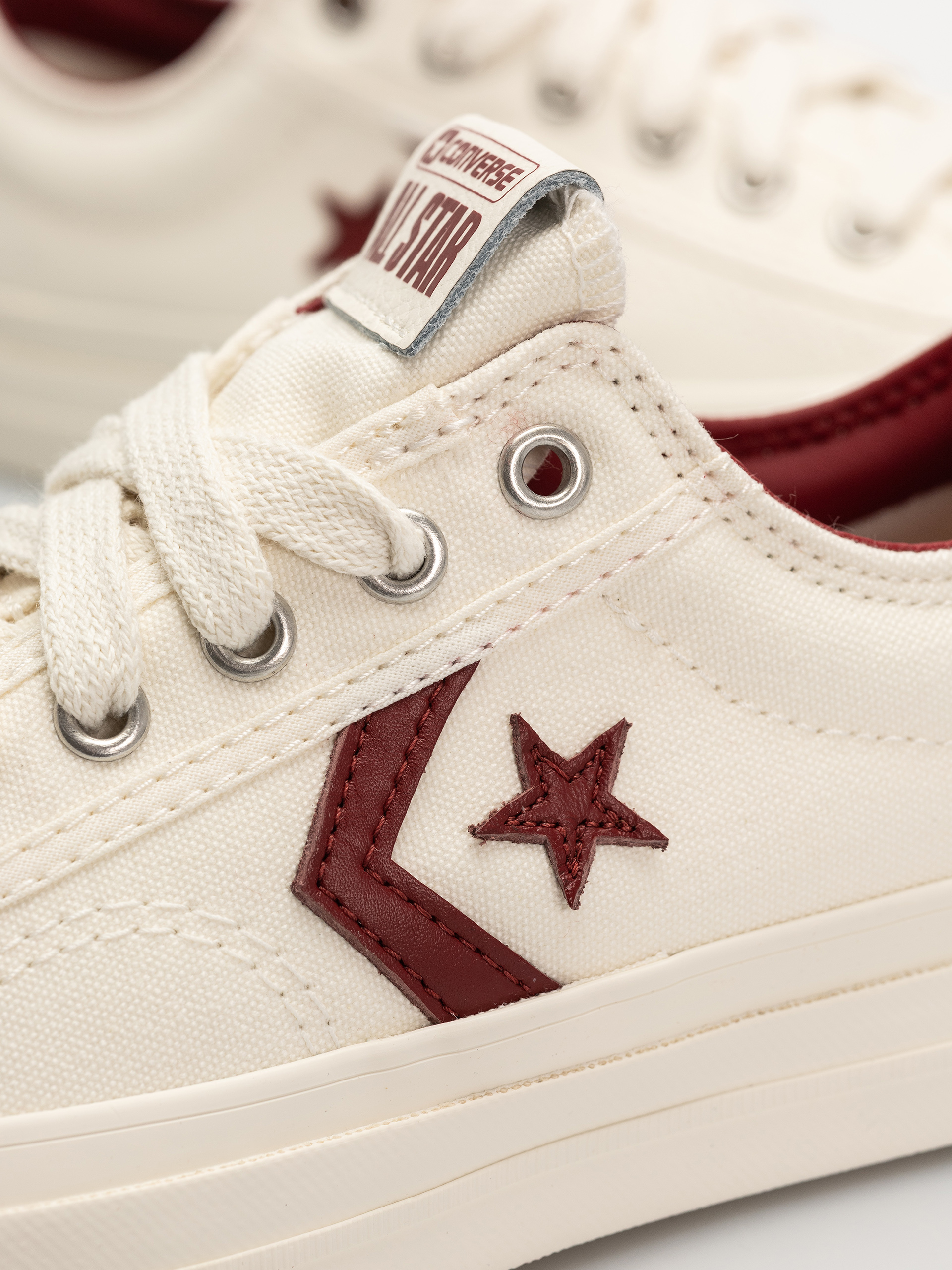 Buty Converse Star Player 76 Ox (egret/egret/park red)