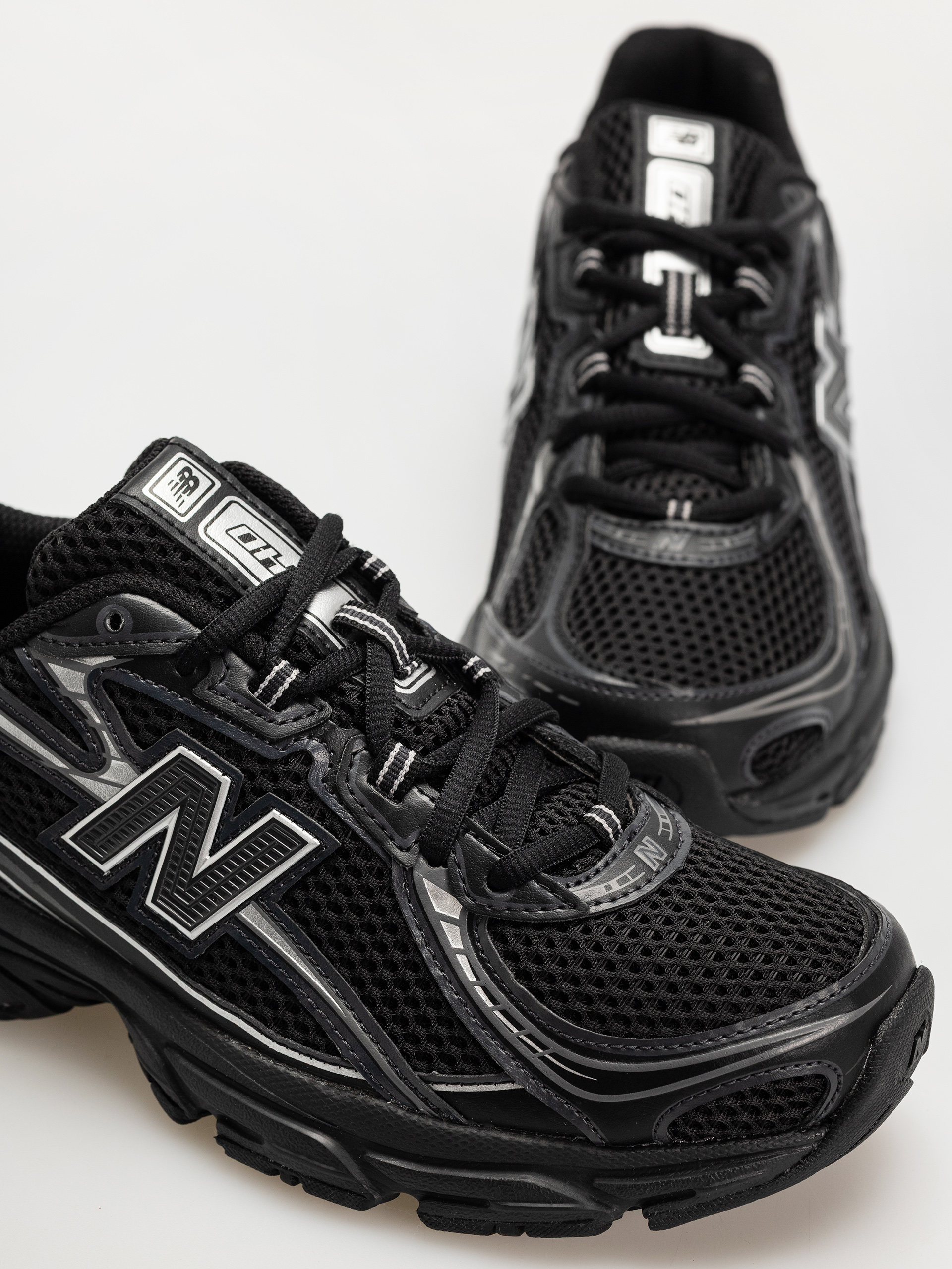 Buty New Balance 740 (black)