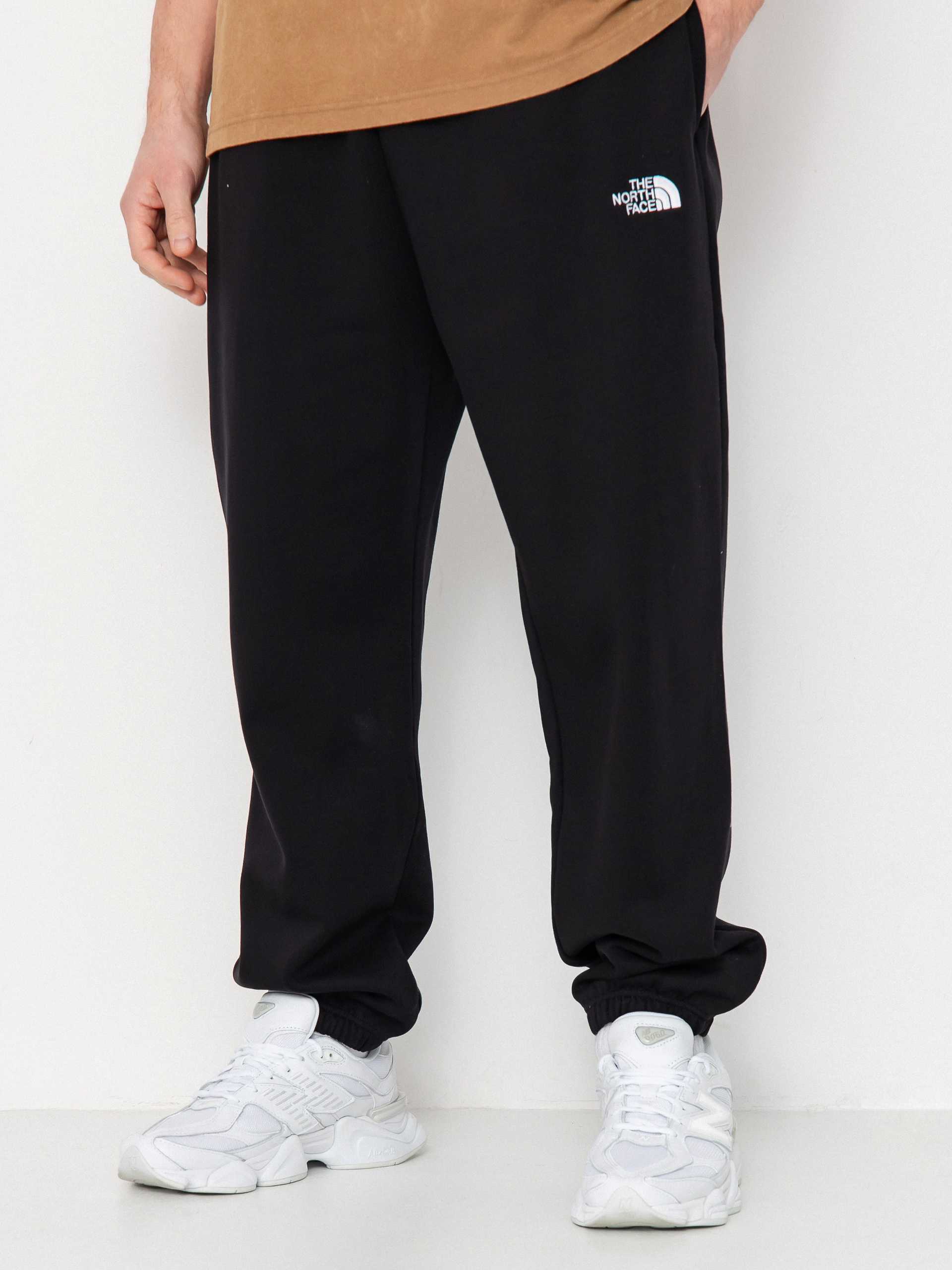 Spodnie The North Face Essential Relaxed Straight Jogger (tnf black)