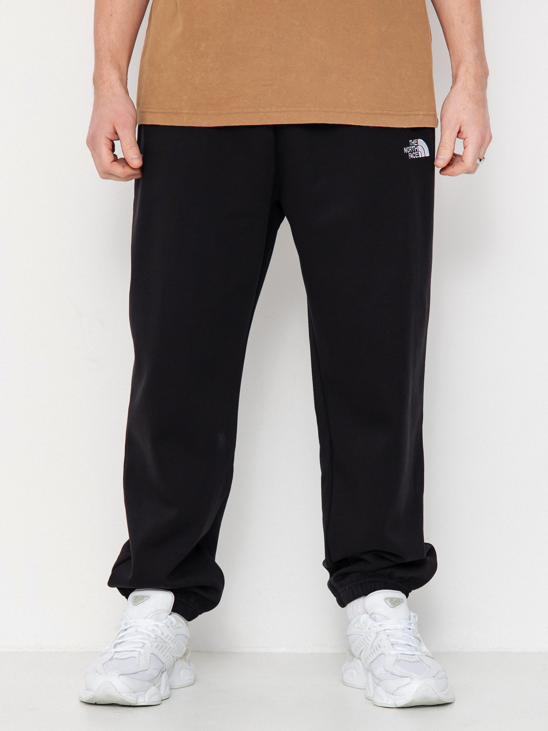 Spodnie The North Face Essential Relaxed Straight Jogger (tnf black)