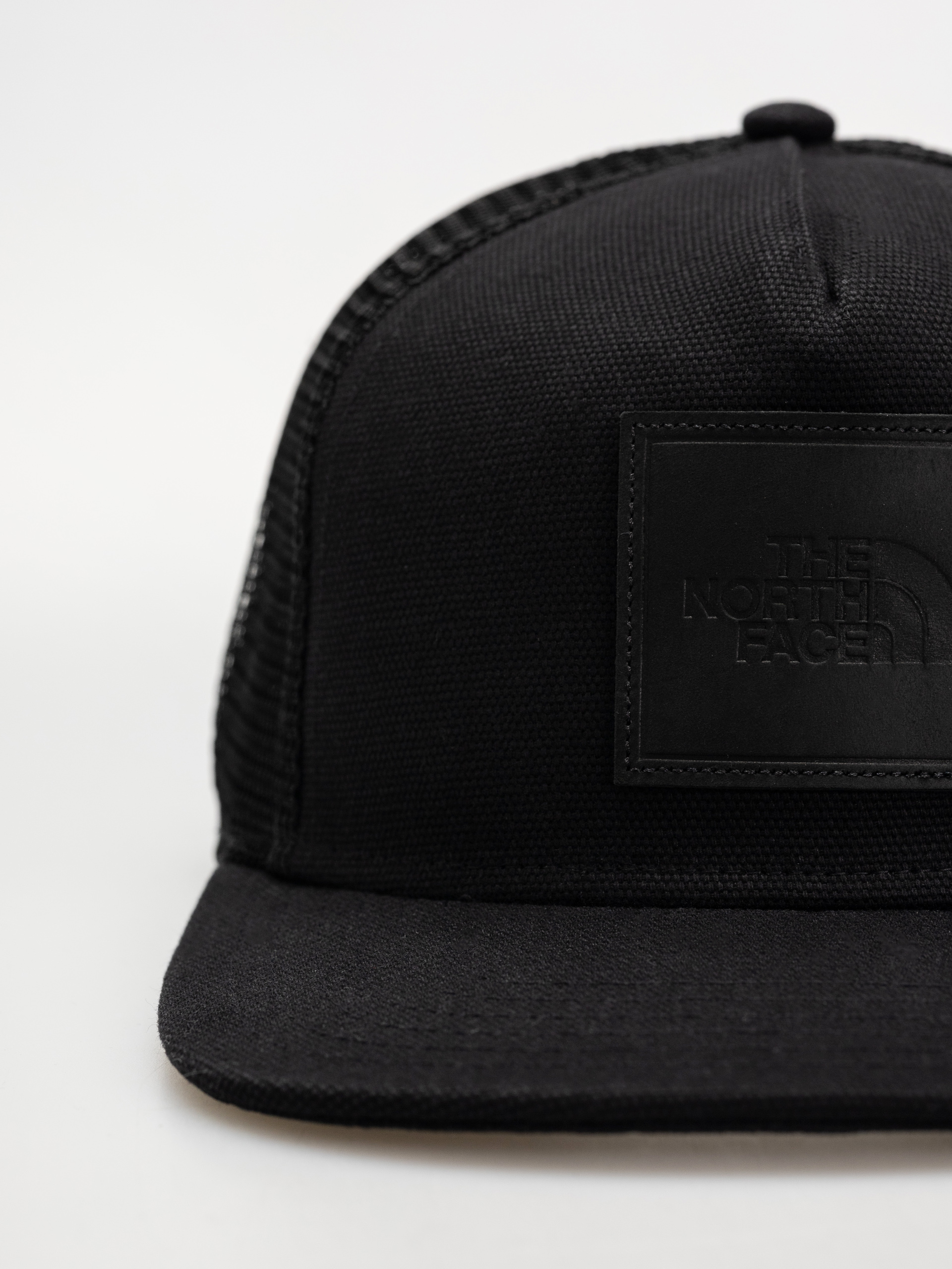 Czapka z daszkiem The North Face Half Dome Trucker (tnf black/leather patch)