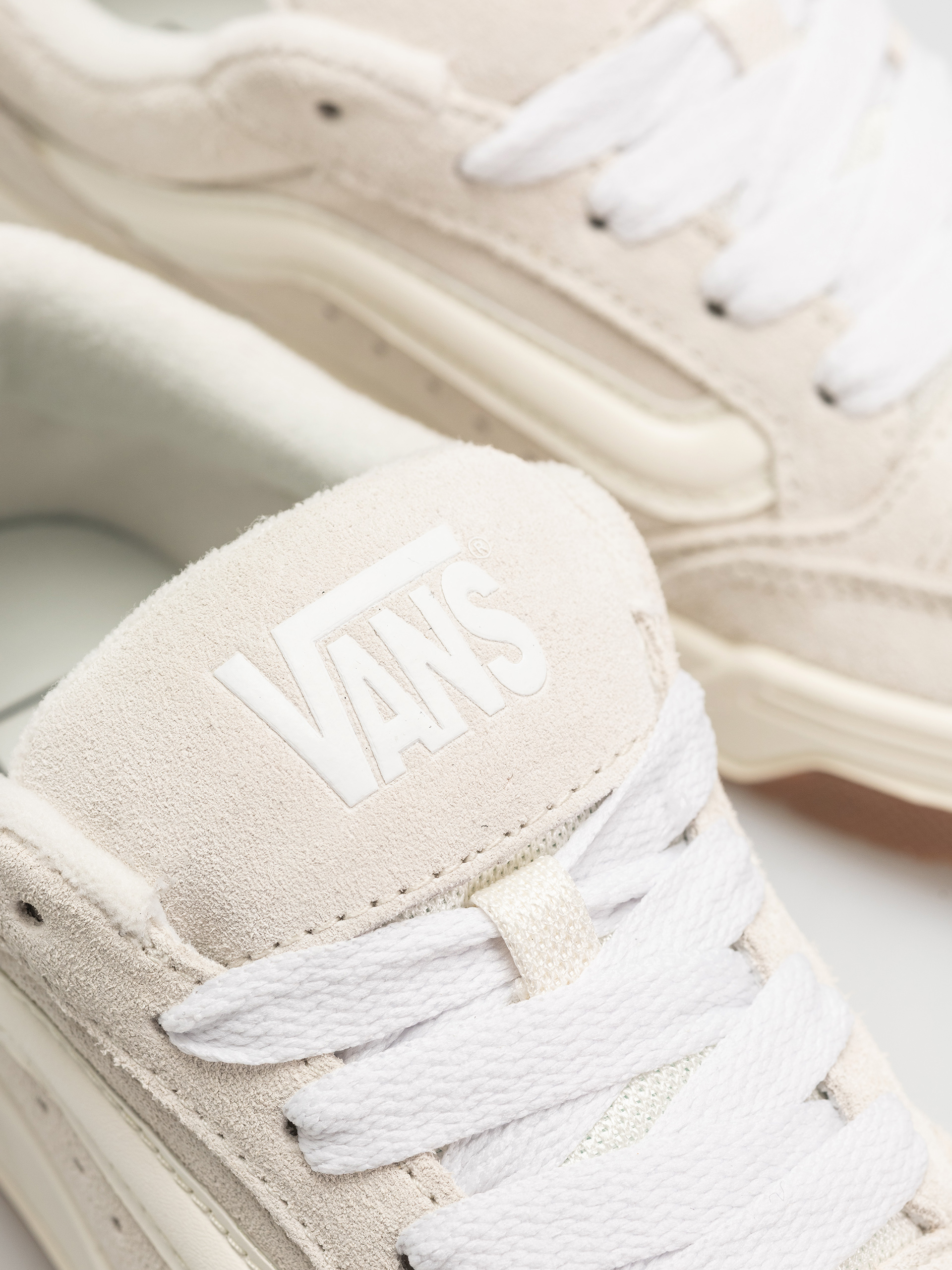 Buty Vans Hylane (marshmallow)