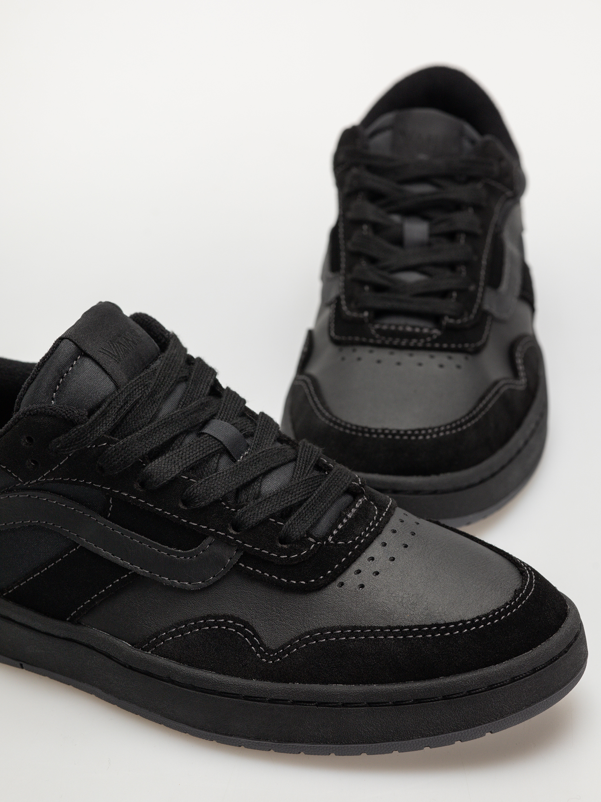 Buty Vans Cruze 3.0 (black/black)