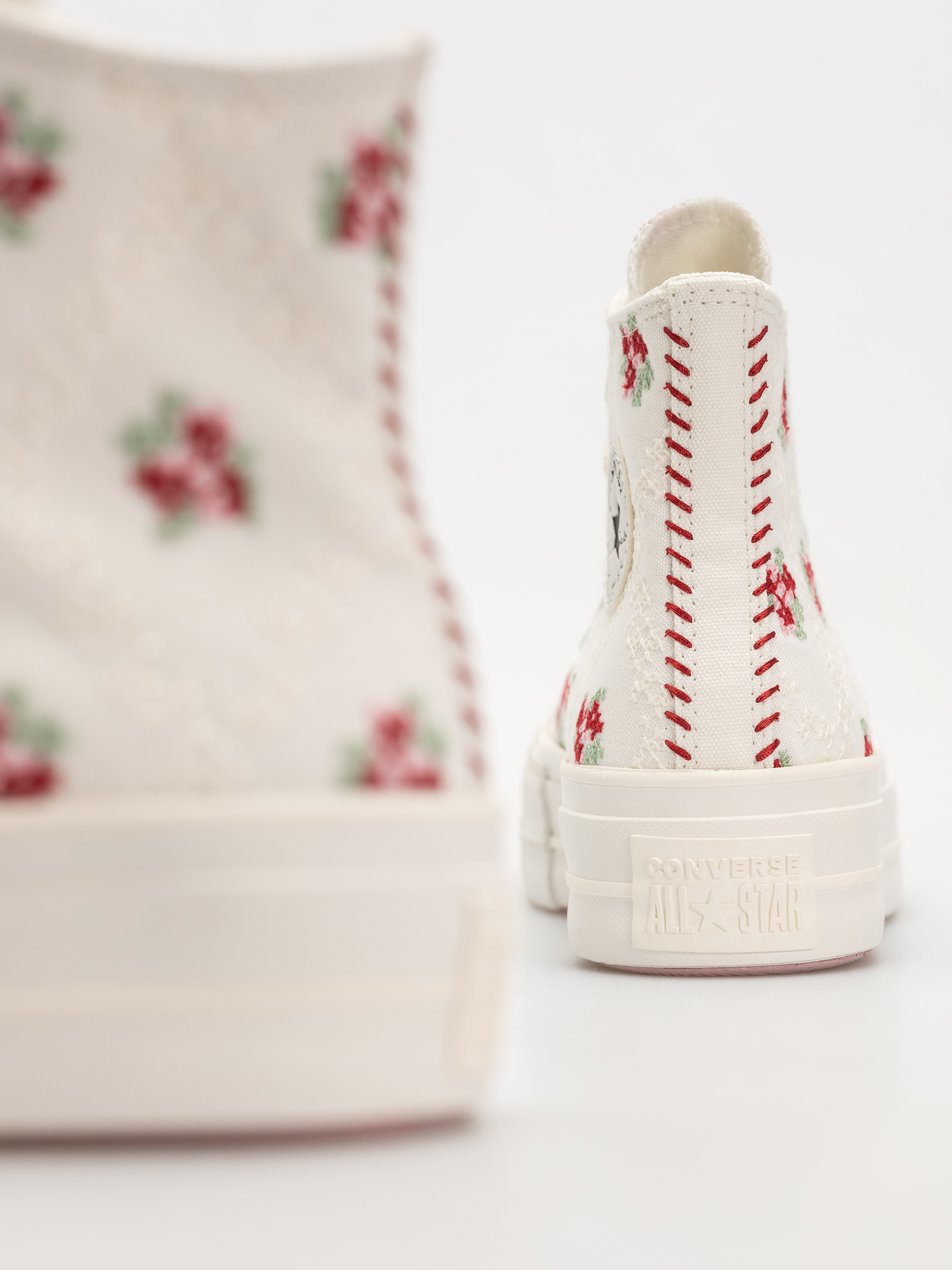 Trampki Converse Chuck Taylor All Star Lift Hi Wmn (vintage white/horizon pink)
