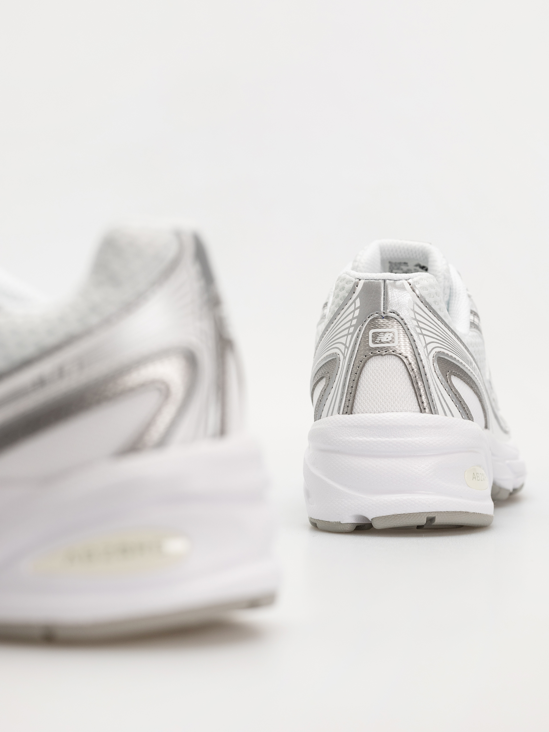 Buty New Balance 740 JR (white)