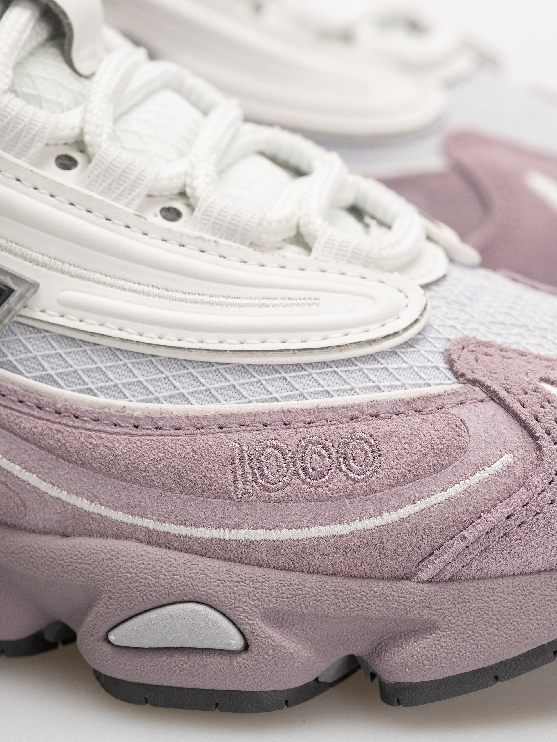 Buty New Balance 1000 (ice wine)