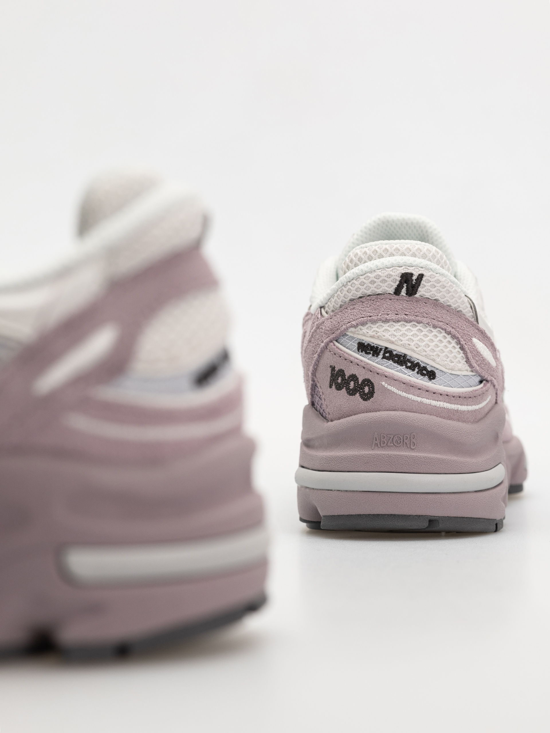 Buty New Balance 1000 (ice wine)