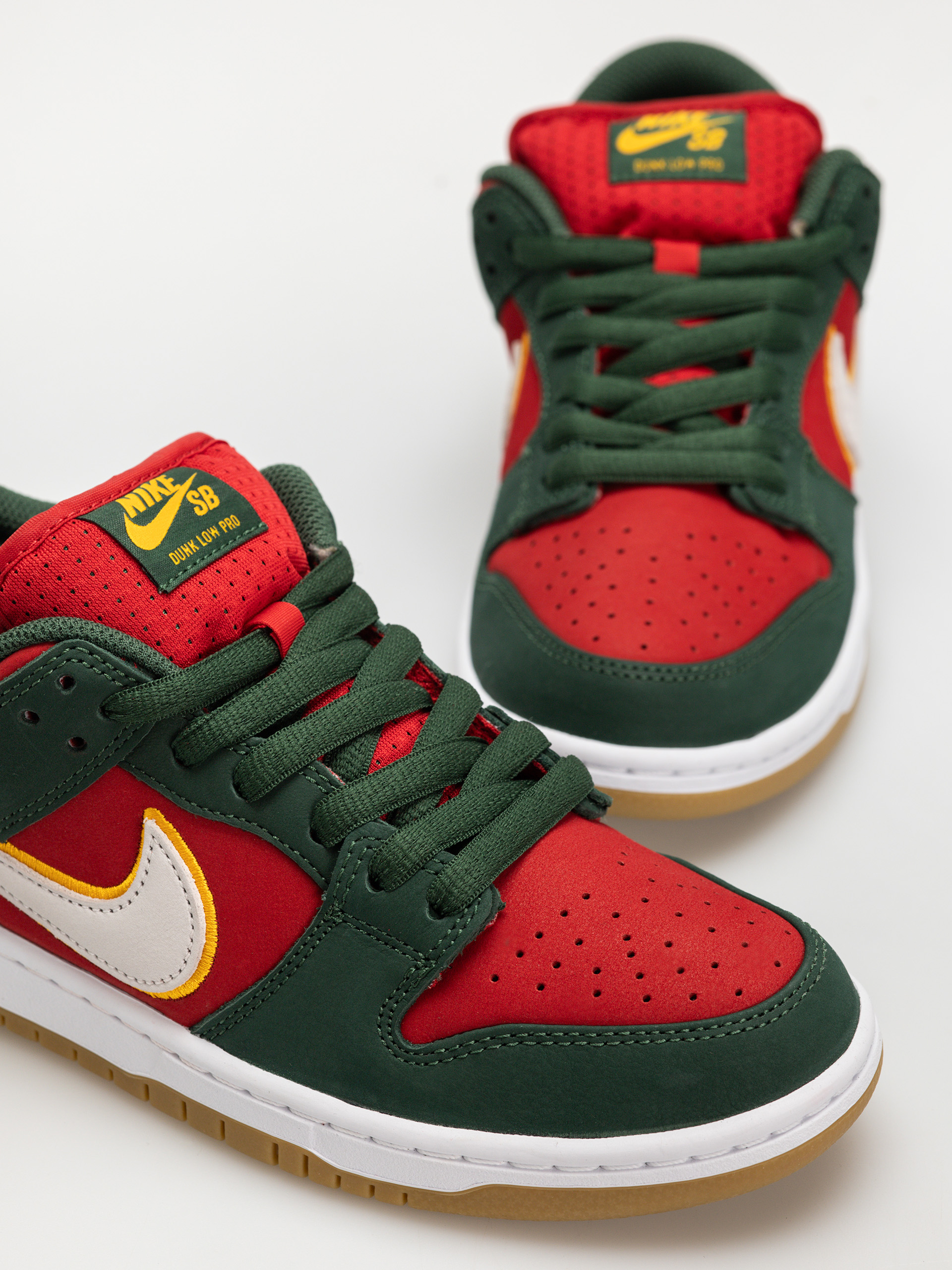 Buty Nike SB Dunk Low Pro Prm (fir/white university gold fire red)