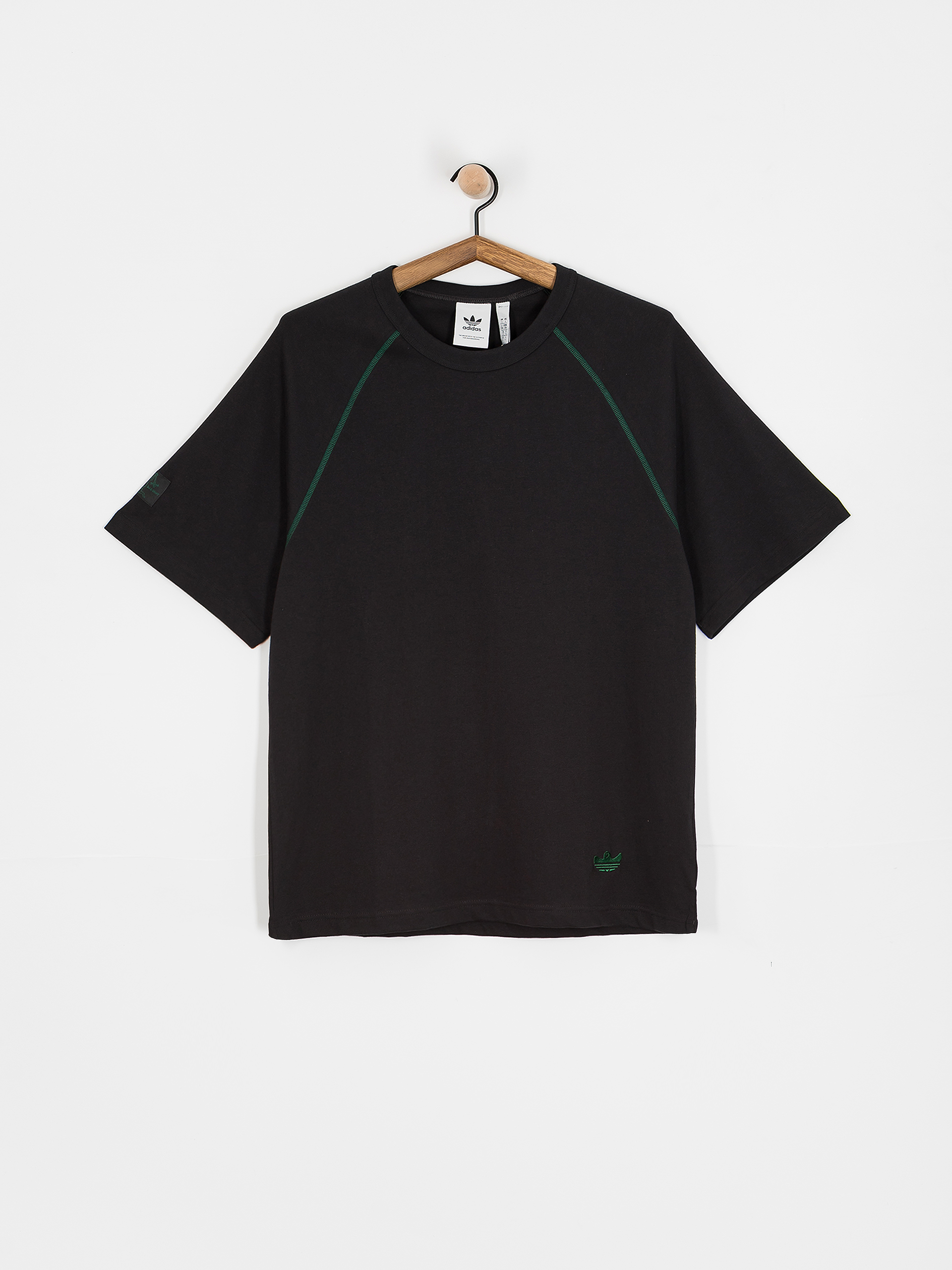 T-shirt adidas Shmoo Fw (black)