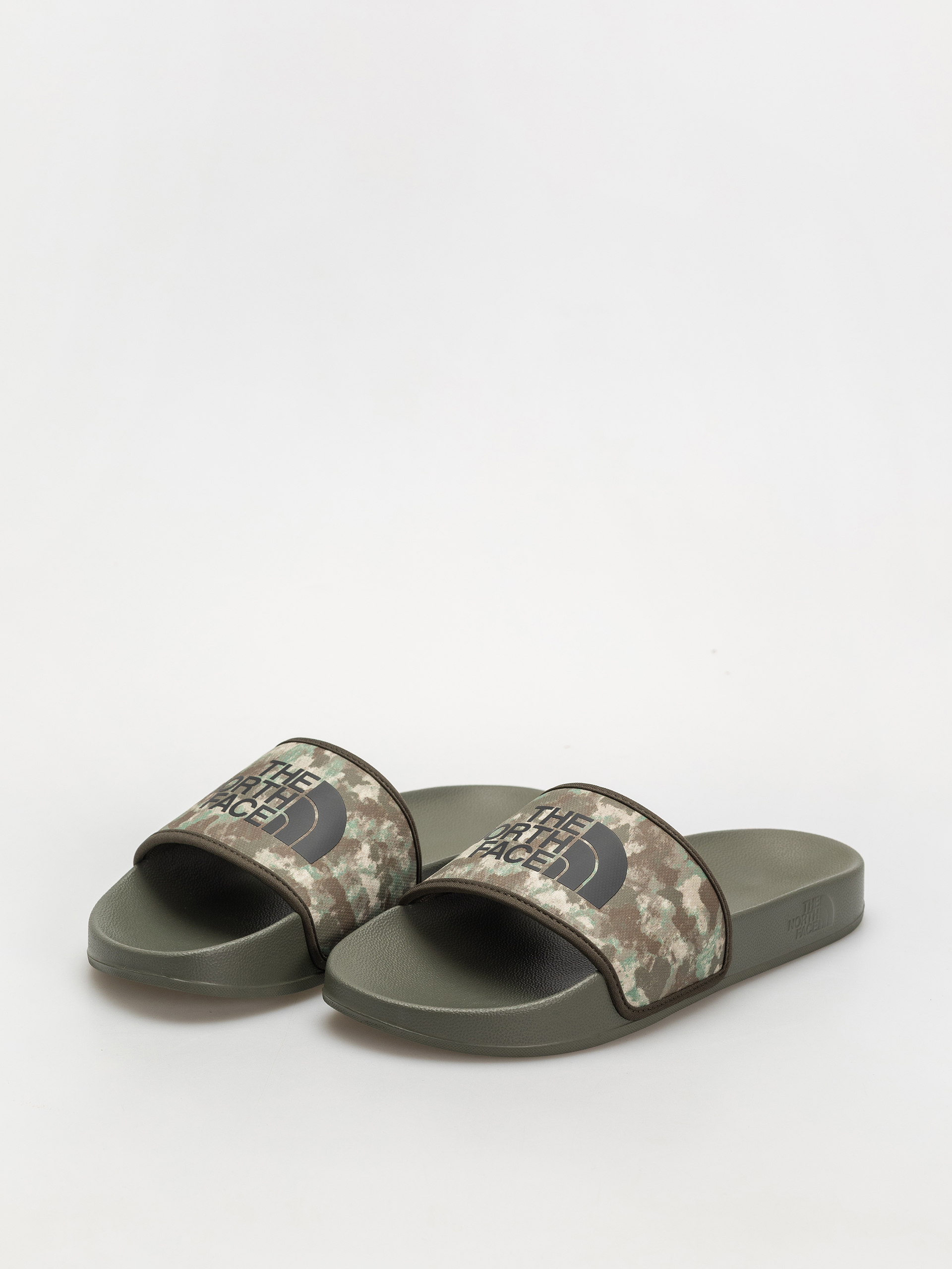 Klapki The North Face Base Camp III (mltryolvstpldcmprnt/tnf black)