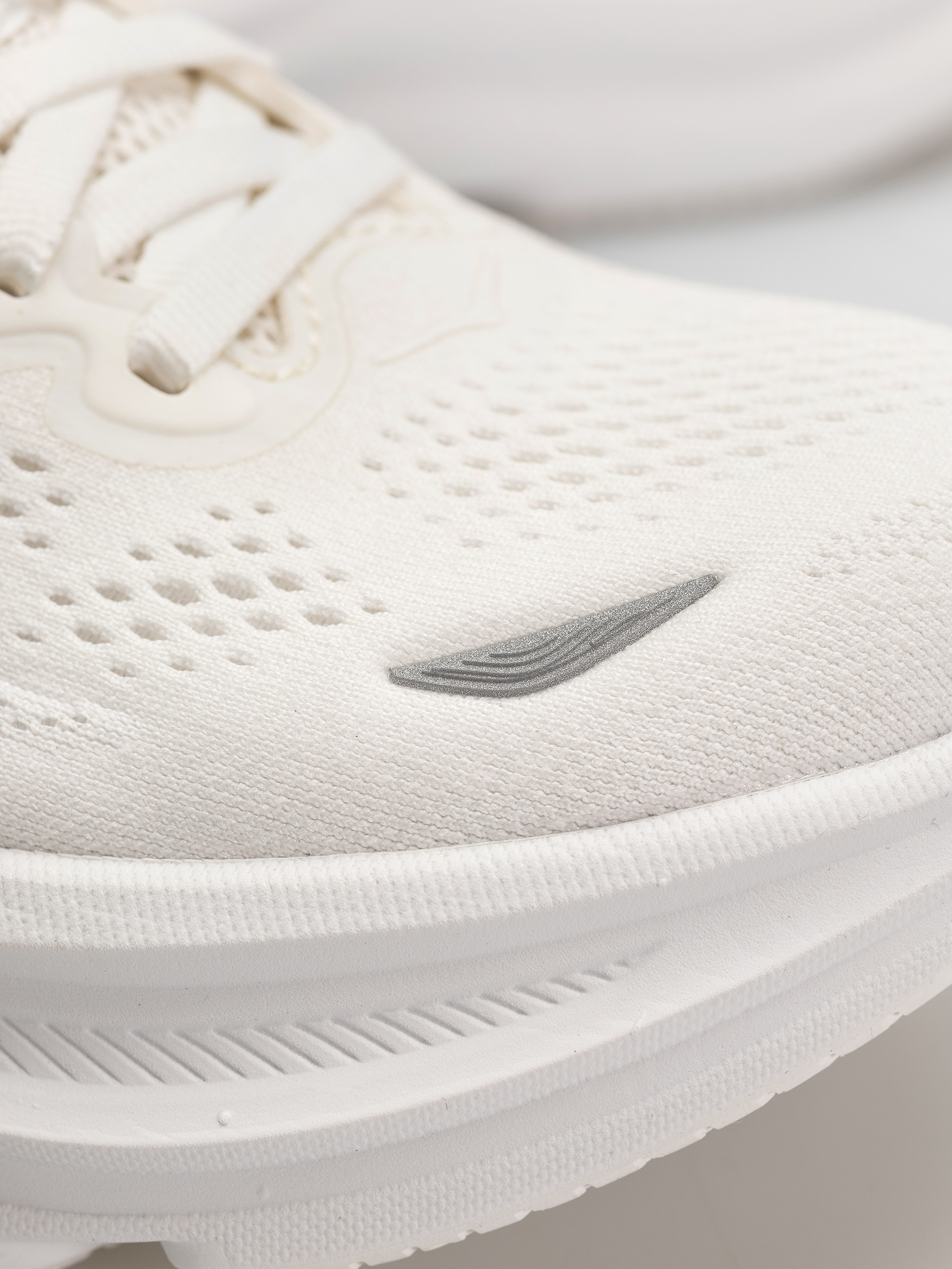 Buty Hoka Bondi 9 Wmn (white/white)