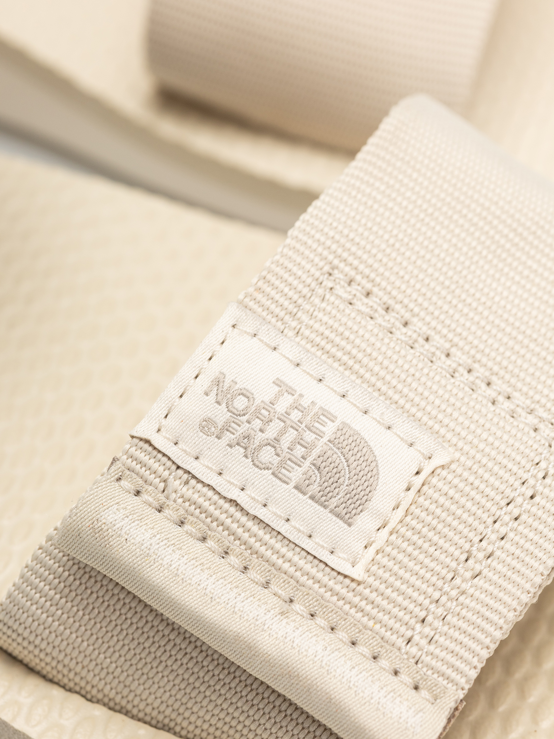 Sandały The North Face Skeena II (calacatta/soap stone)