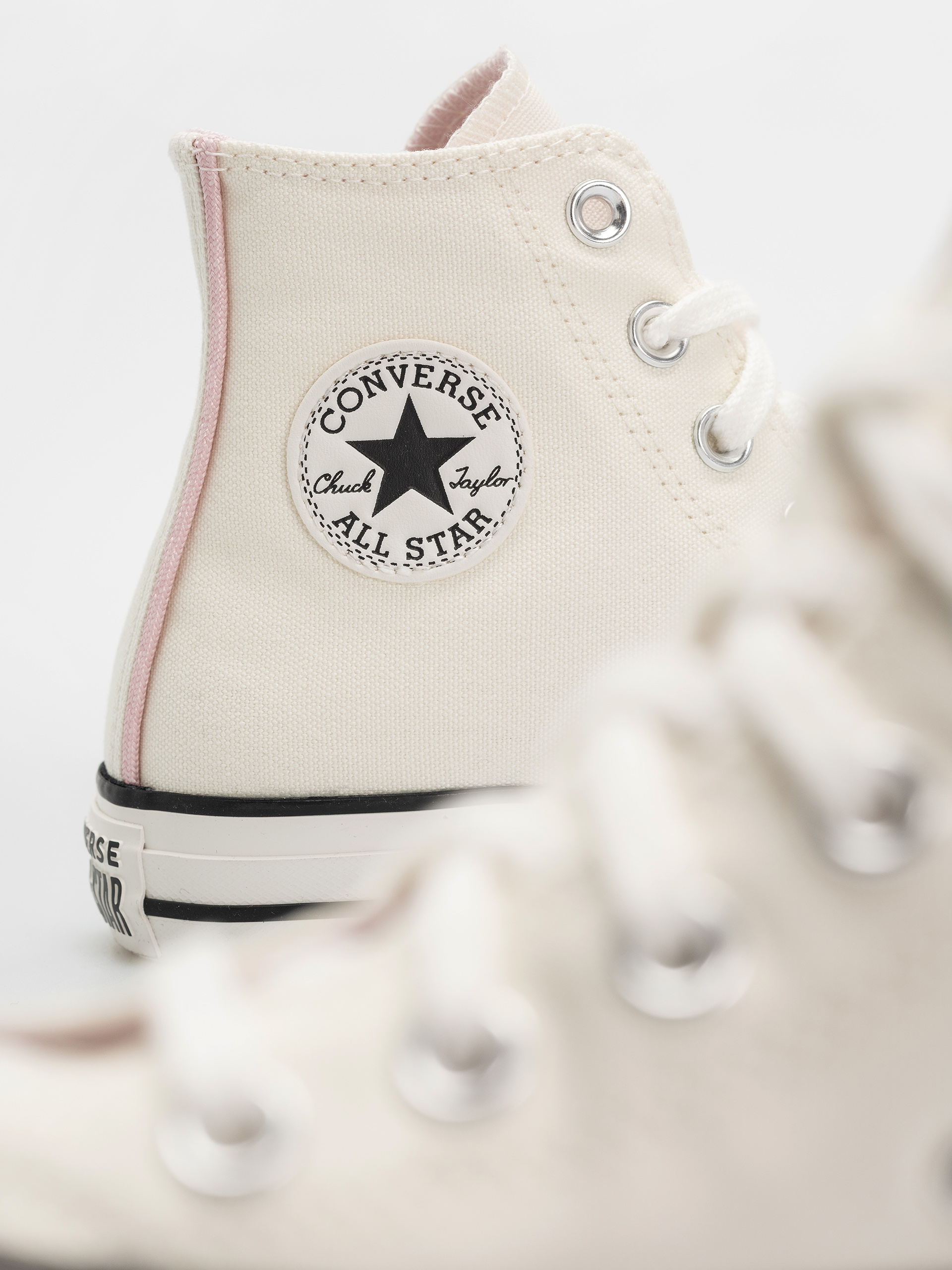 Trampki Converse Chuck Taylor All Star Hi Wmn (egret/summit pink/black)