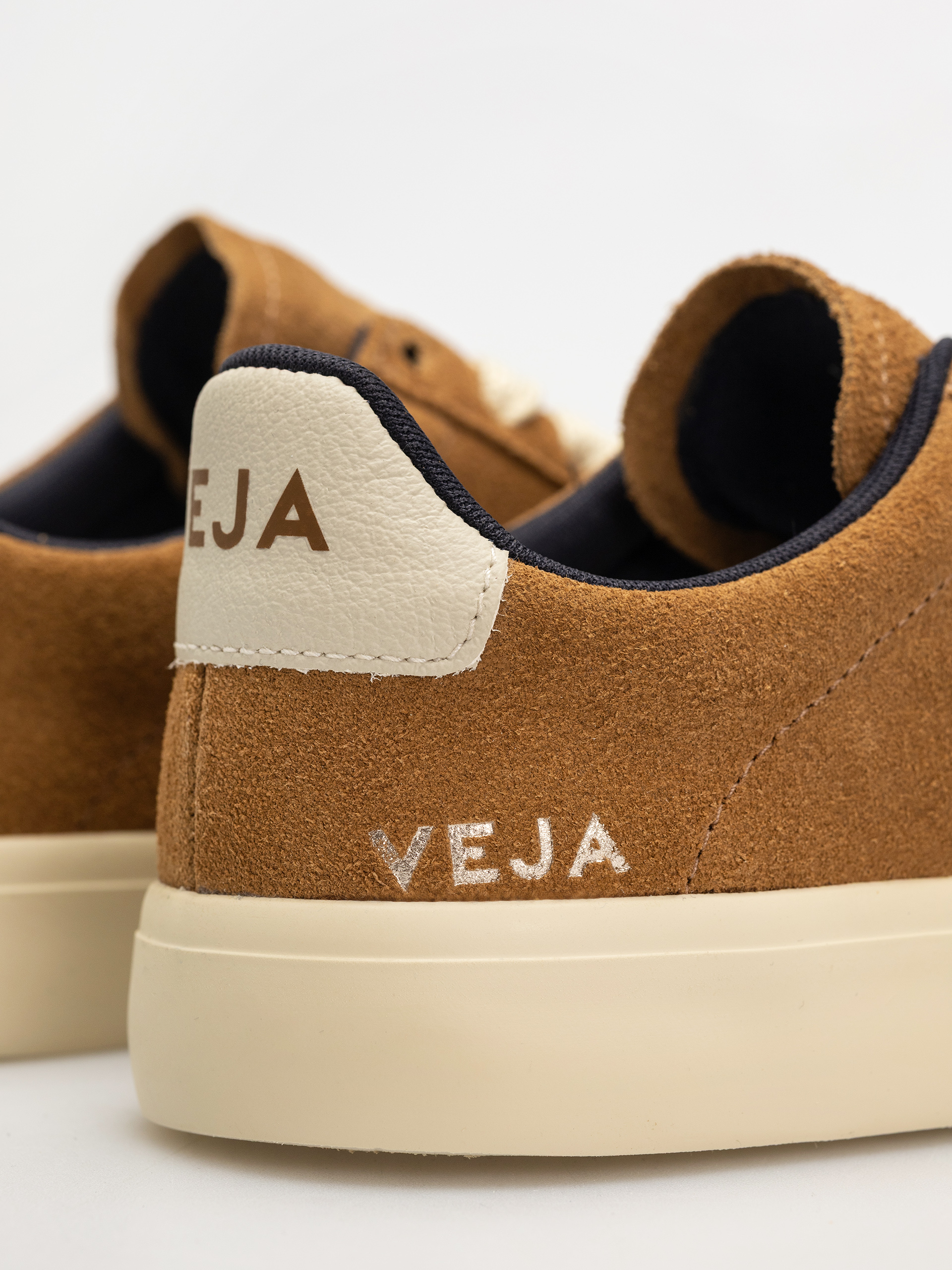 Buty Veja Campo Bold Wmn (camel pierre)