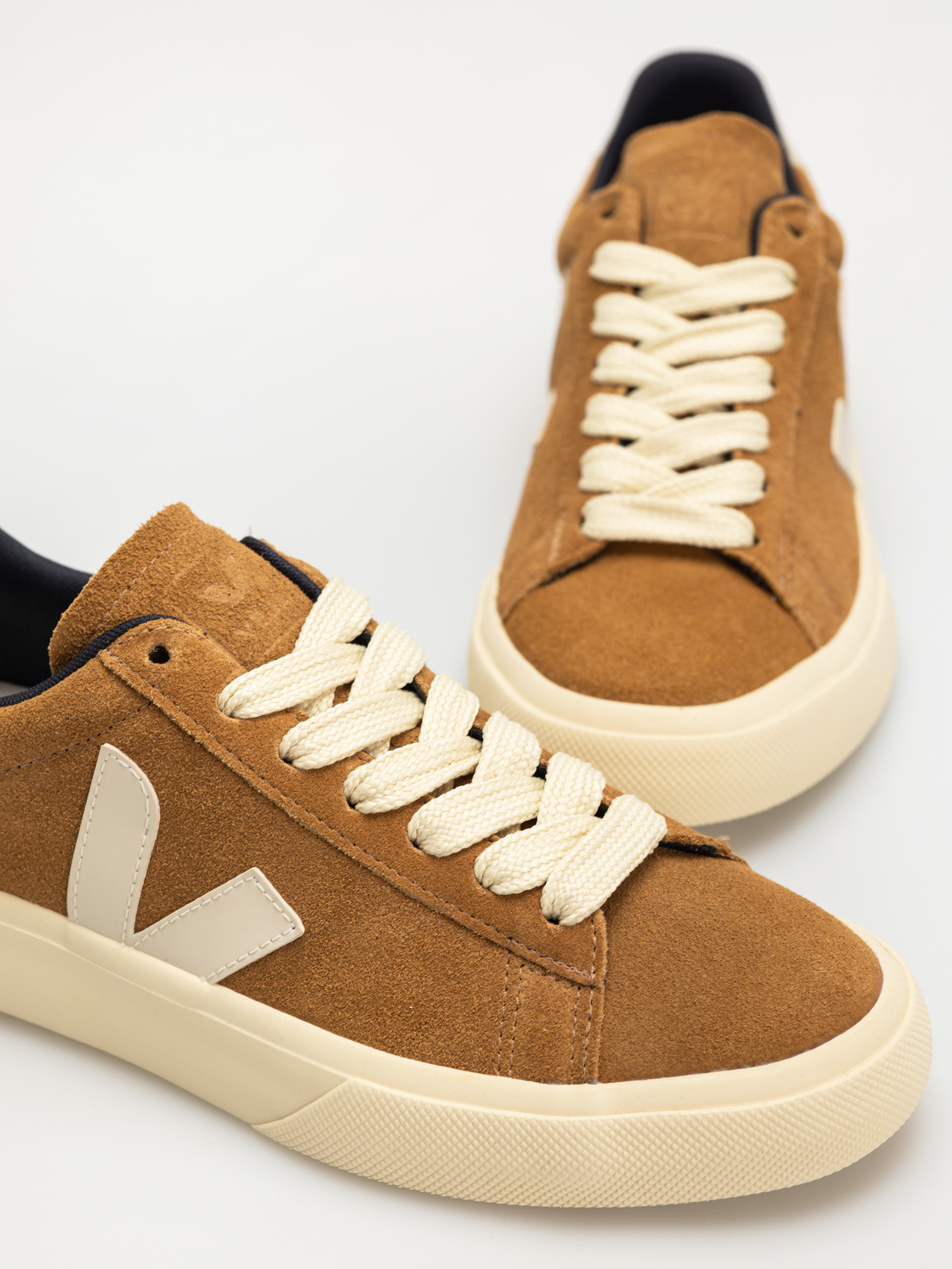 Buty Veja Campo Bold Wmn (camel pierre)
