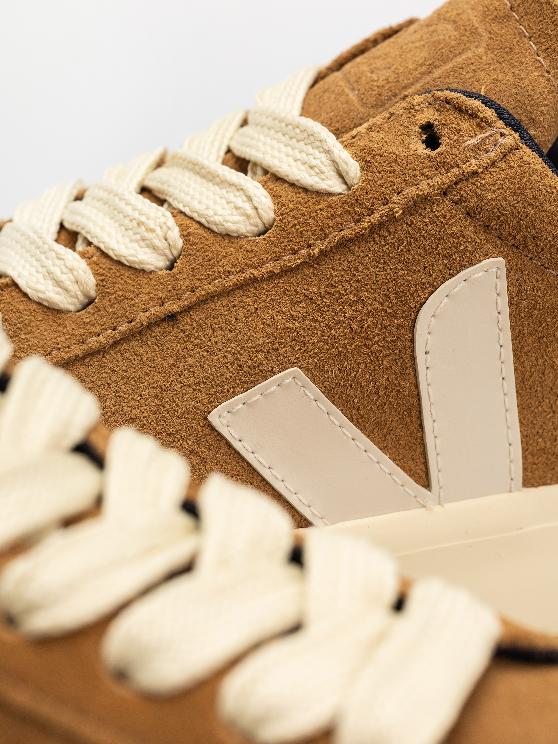 Buty Veja Campo Bold Wmn (camel pierre)