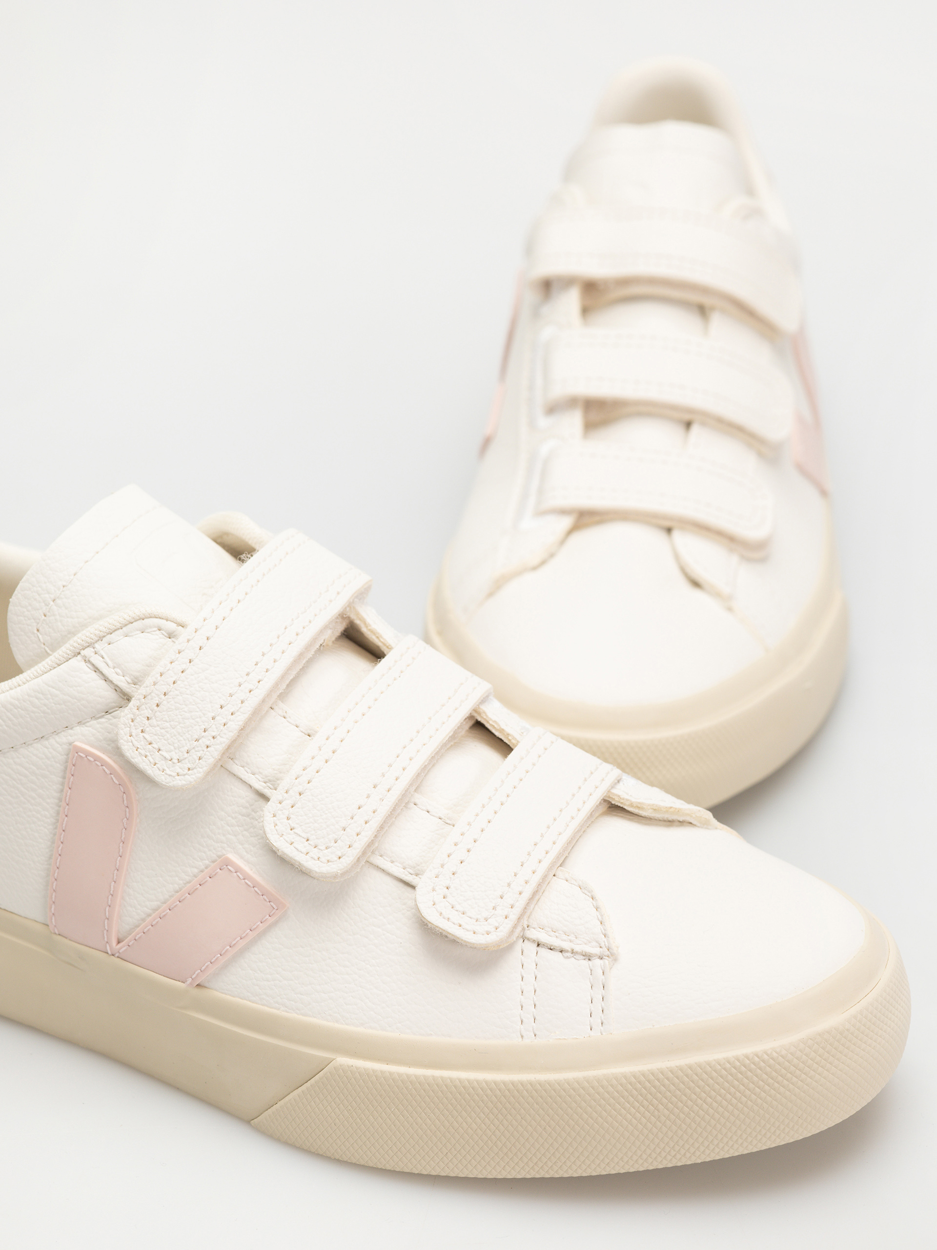Buty Veja Recife Logo Wmn (extra white petale)