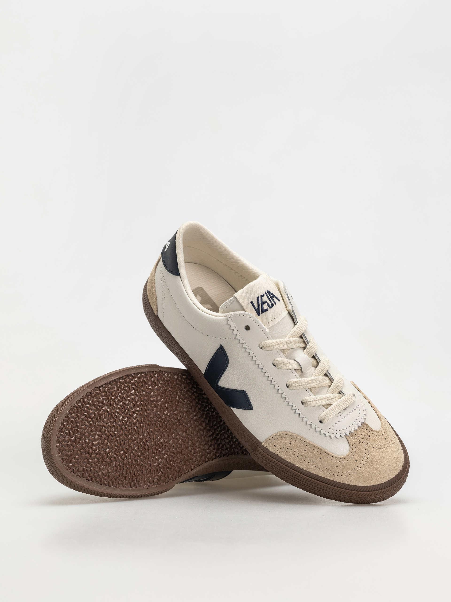 Buty Veja Volley Wmn (white nautico bark)