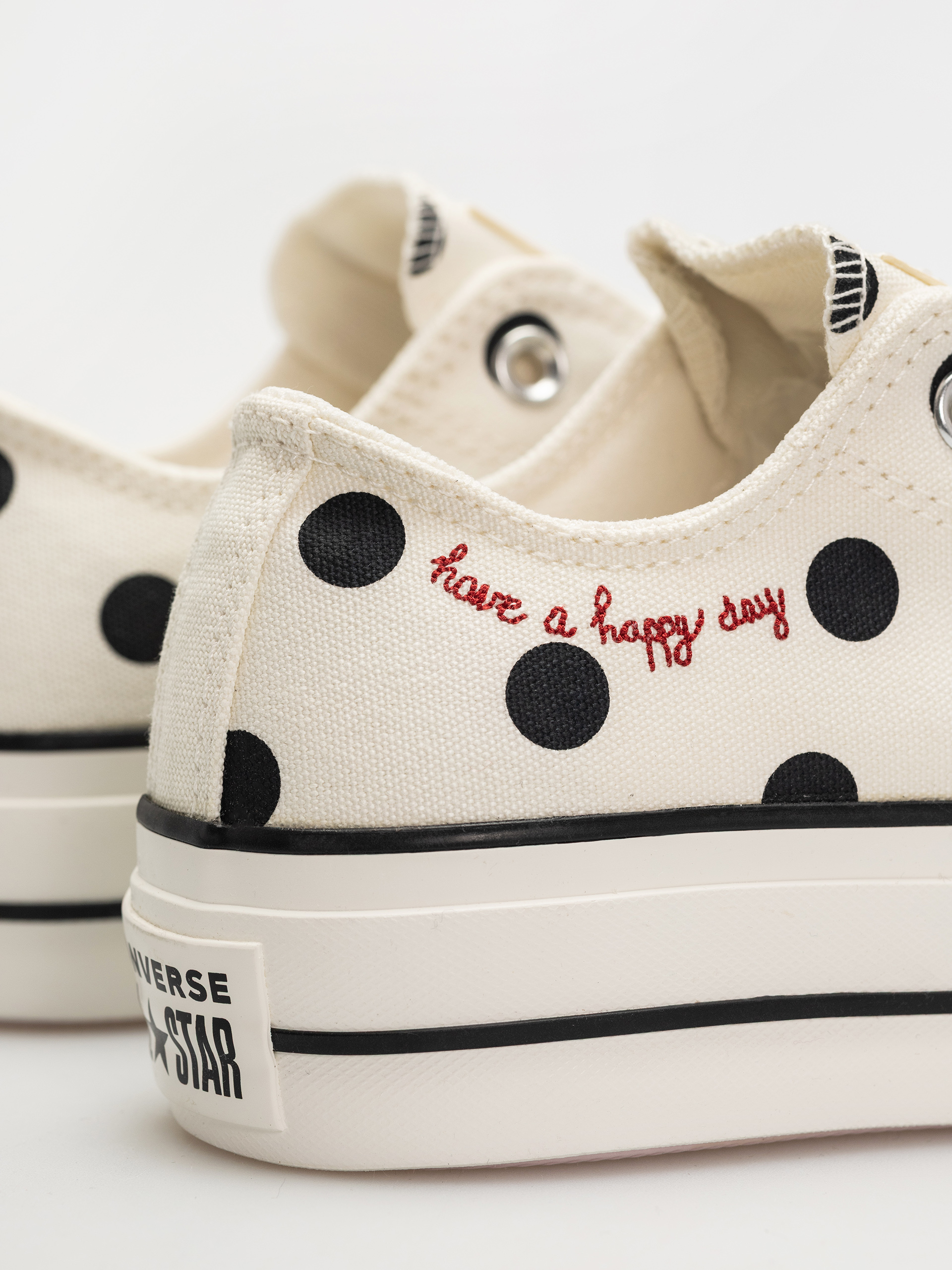 Trampki Converse Chuck Taylor All Star Lift Ox Wmn (egret/black/days ahead)