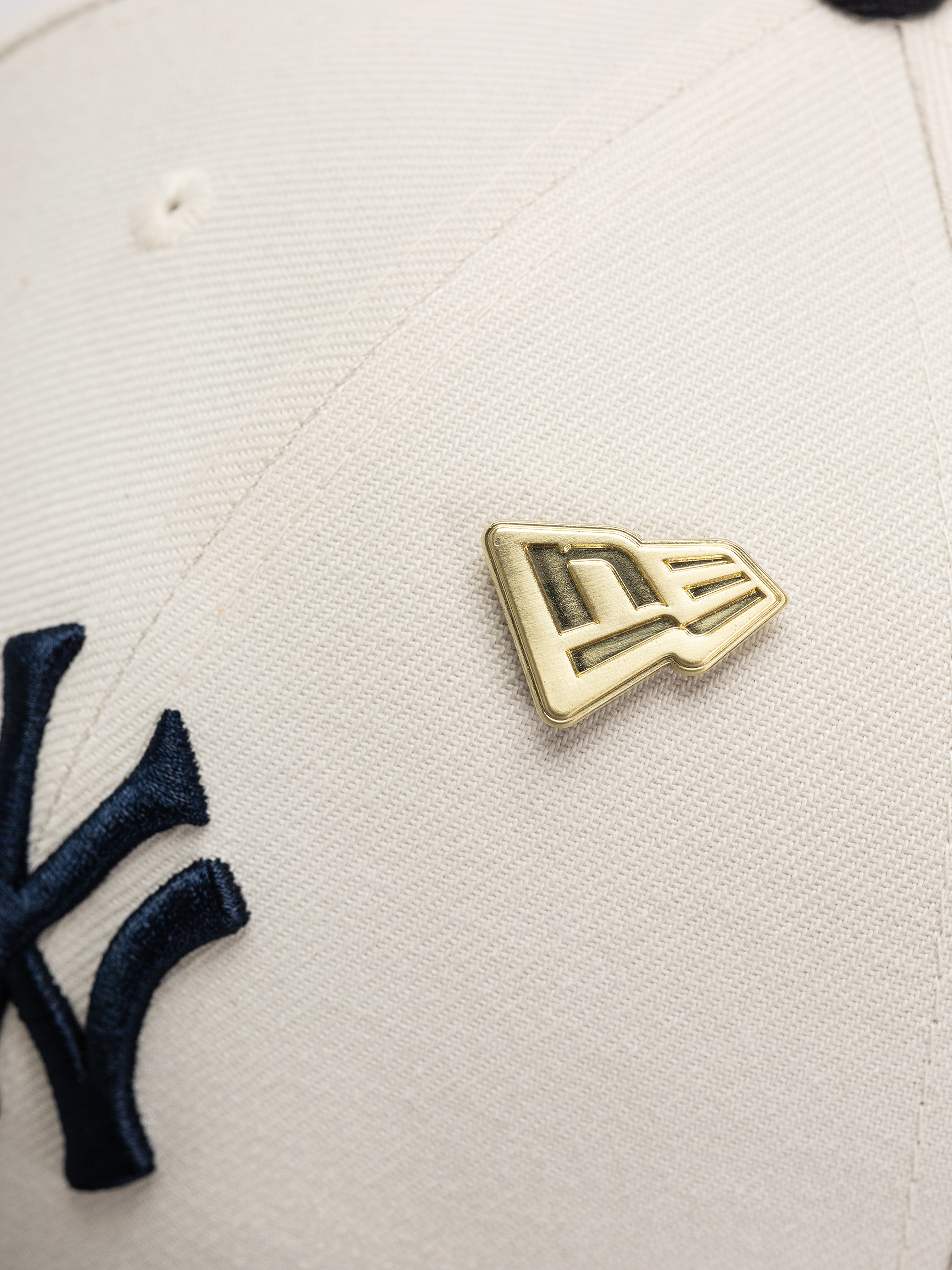 Czapka z daszkiem New Era Pin 59Fifty Lp New York Yankees (light beige)