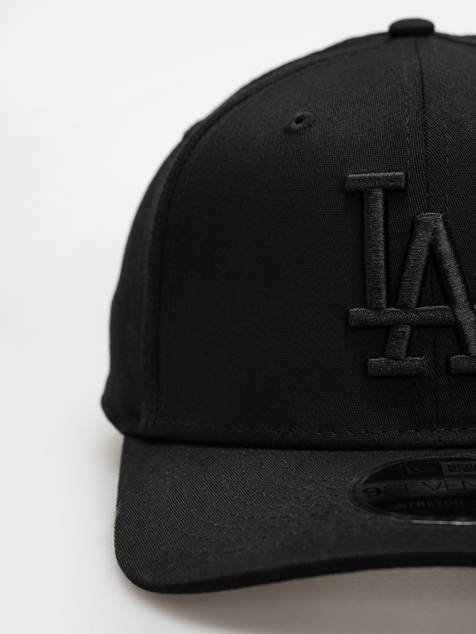 Czapka z daszkiem New Era Monochrome 9Seventy Ss La Dodgers (black)