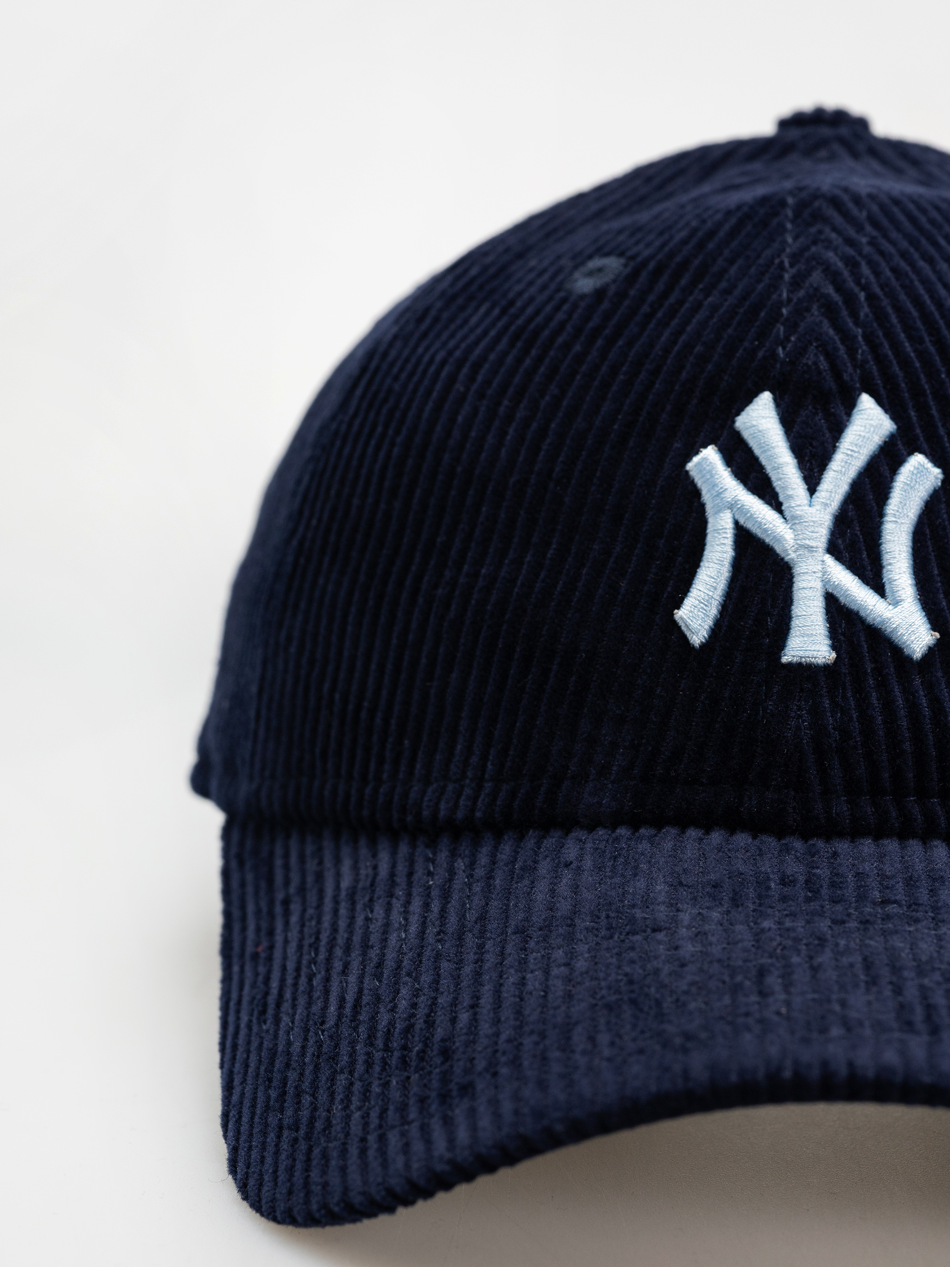 Czapka z daszkiem New Era Cord 9Twenty New York Yankees Wmn (navy)