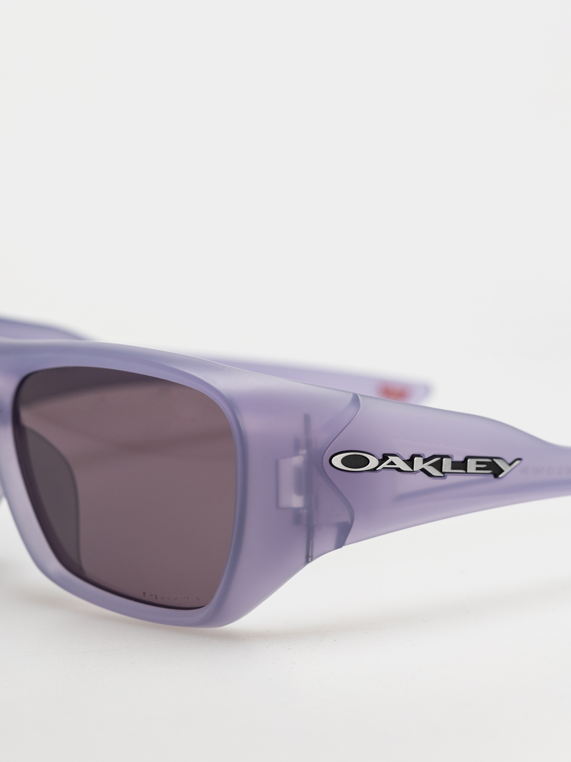 Okulary przeciwsłoneczne Oakley Chaminade (matte trans lilac/prizm indigo)