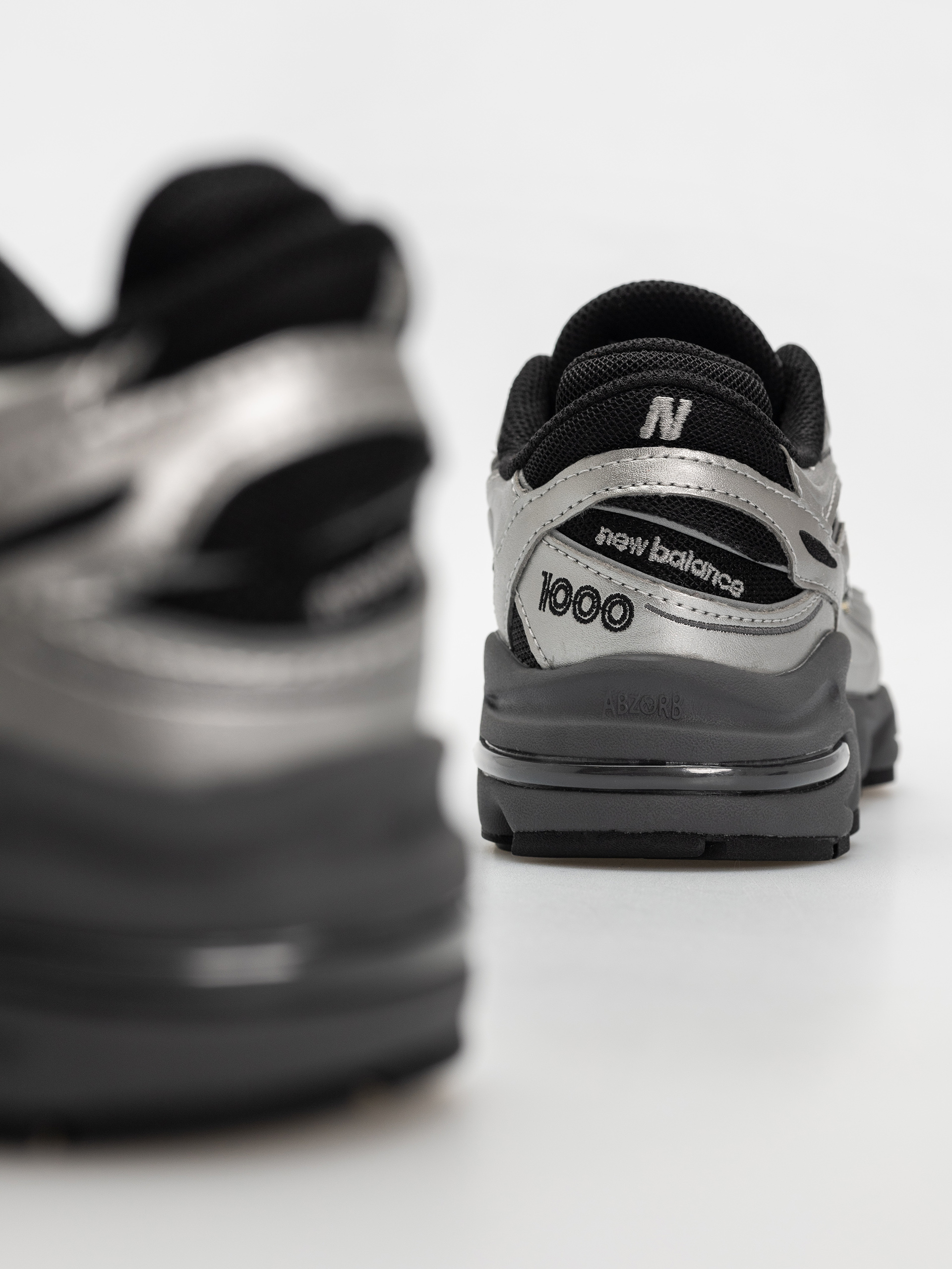 Buty New Balance 1000 (silver metallic)