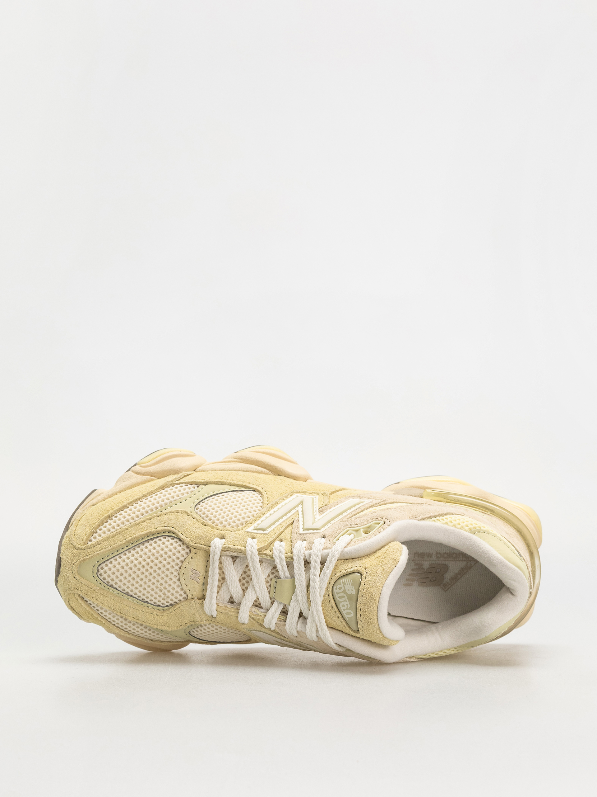 Buty New Balance 9060 (parchment)