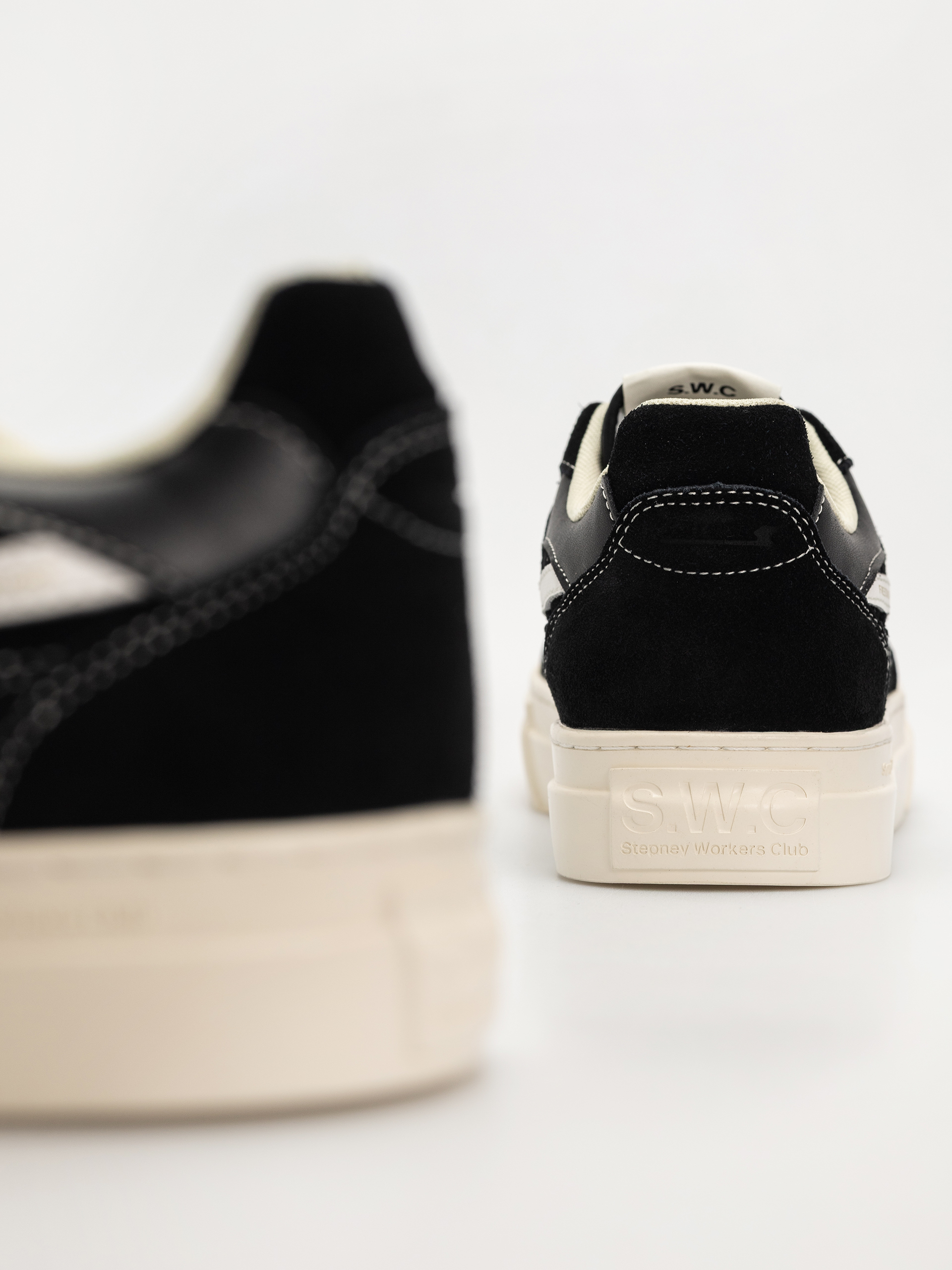 Buty Stepney Workers Club Pearl S-Strike (black white)