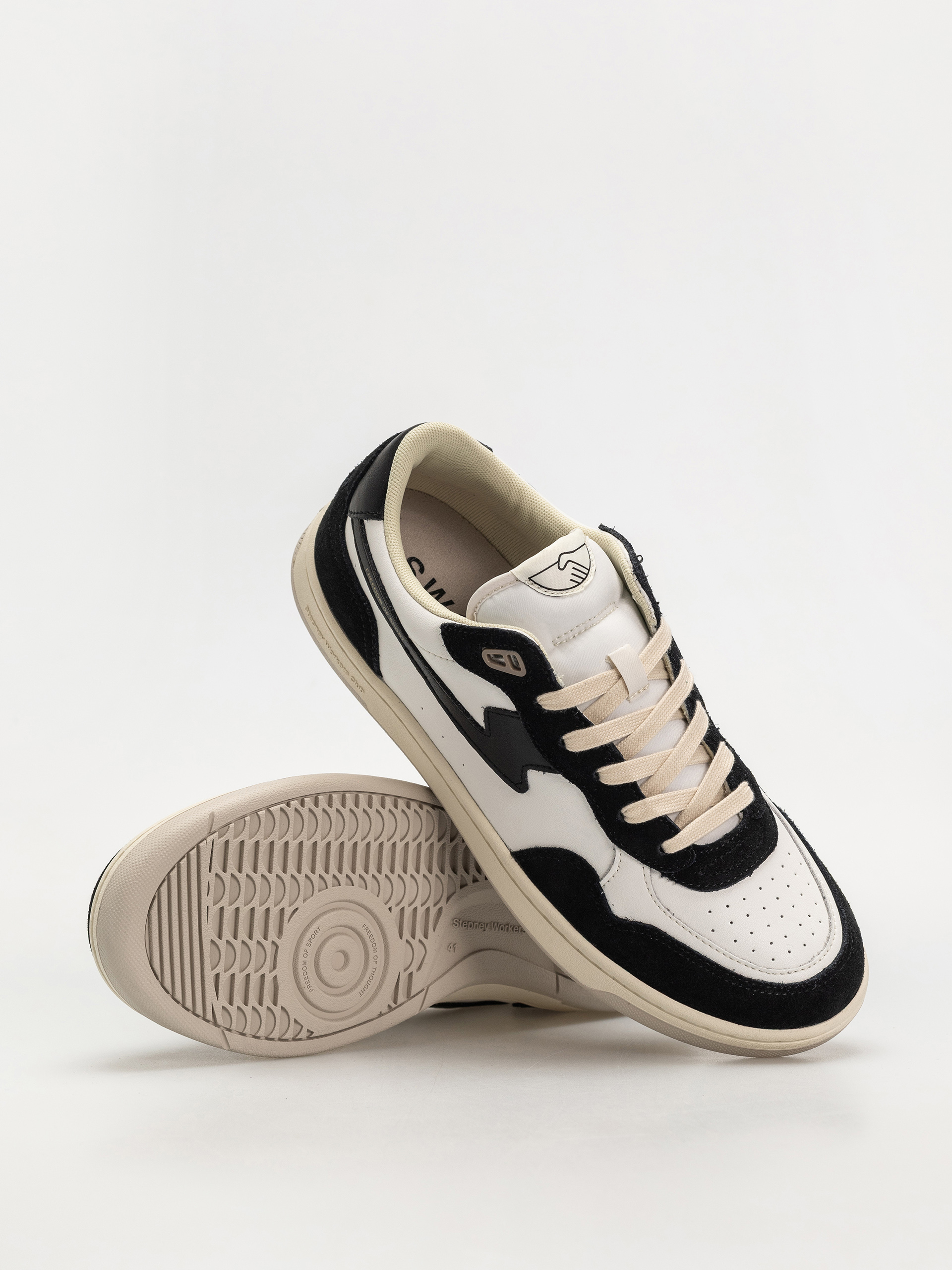 Buty Stepney Workers Club Pro Cup 01 S-Strike (black white)