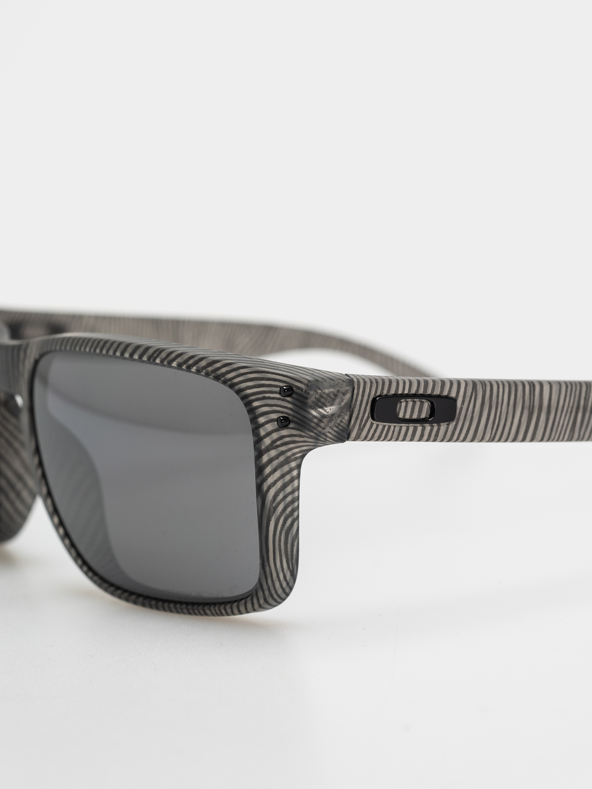 Okulary przeciwsłoneczne Oakley Holbrook XL (matte grey ink fingerprint/prizm black polar)