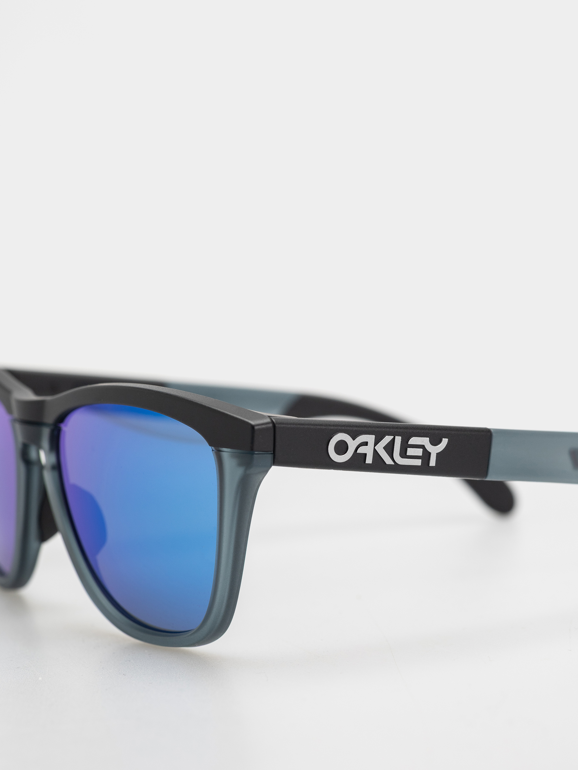 Okulary przeciwsłoneczne Oakley Frogskins Range (matte black/prizm sapphire)