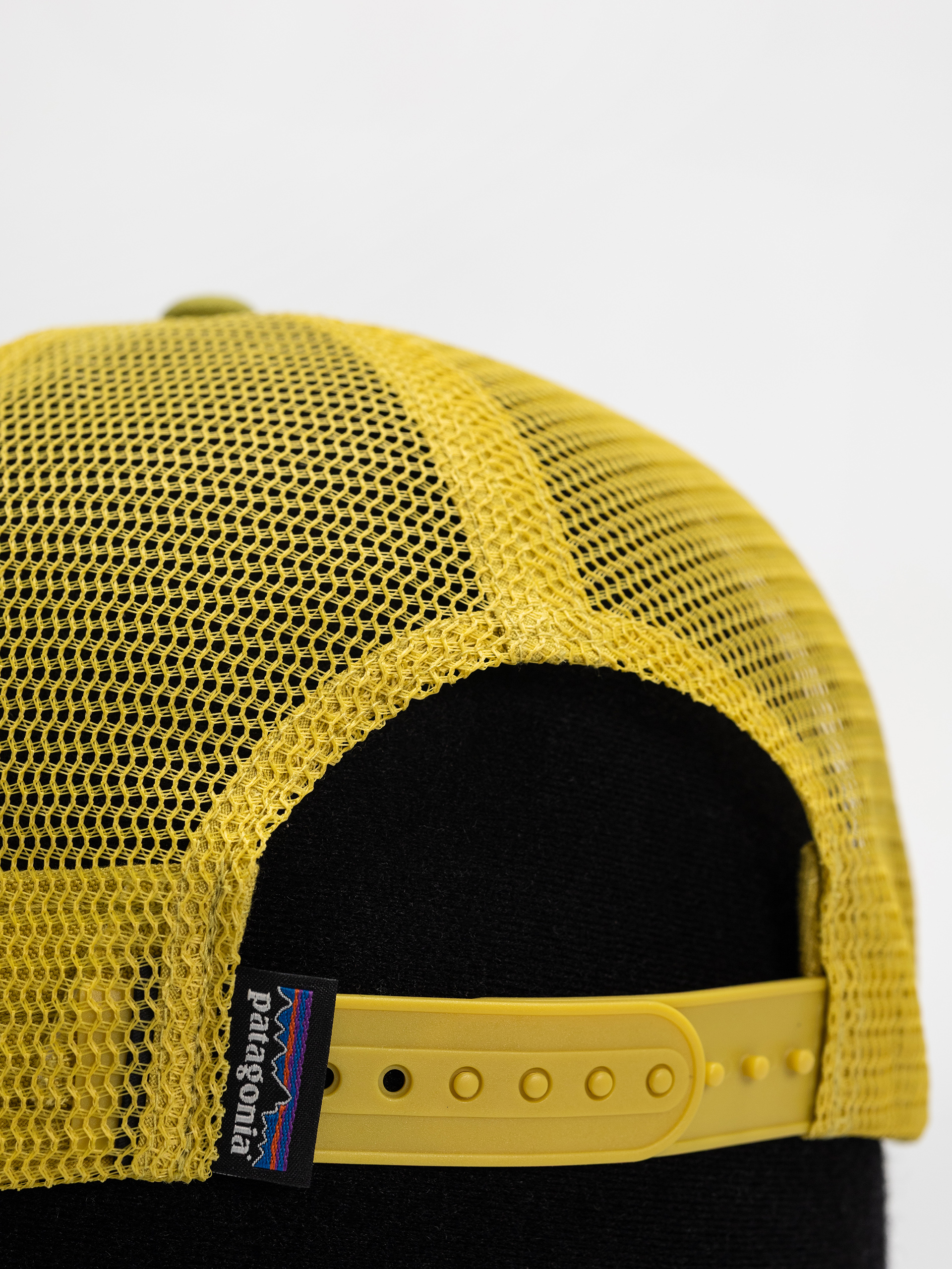 Czapka z daszkiem Patagonia P 6 Logo Trucker (graze green)