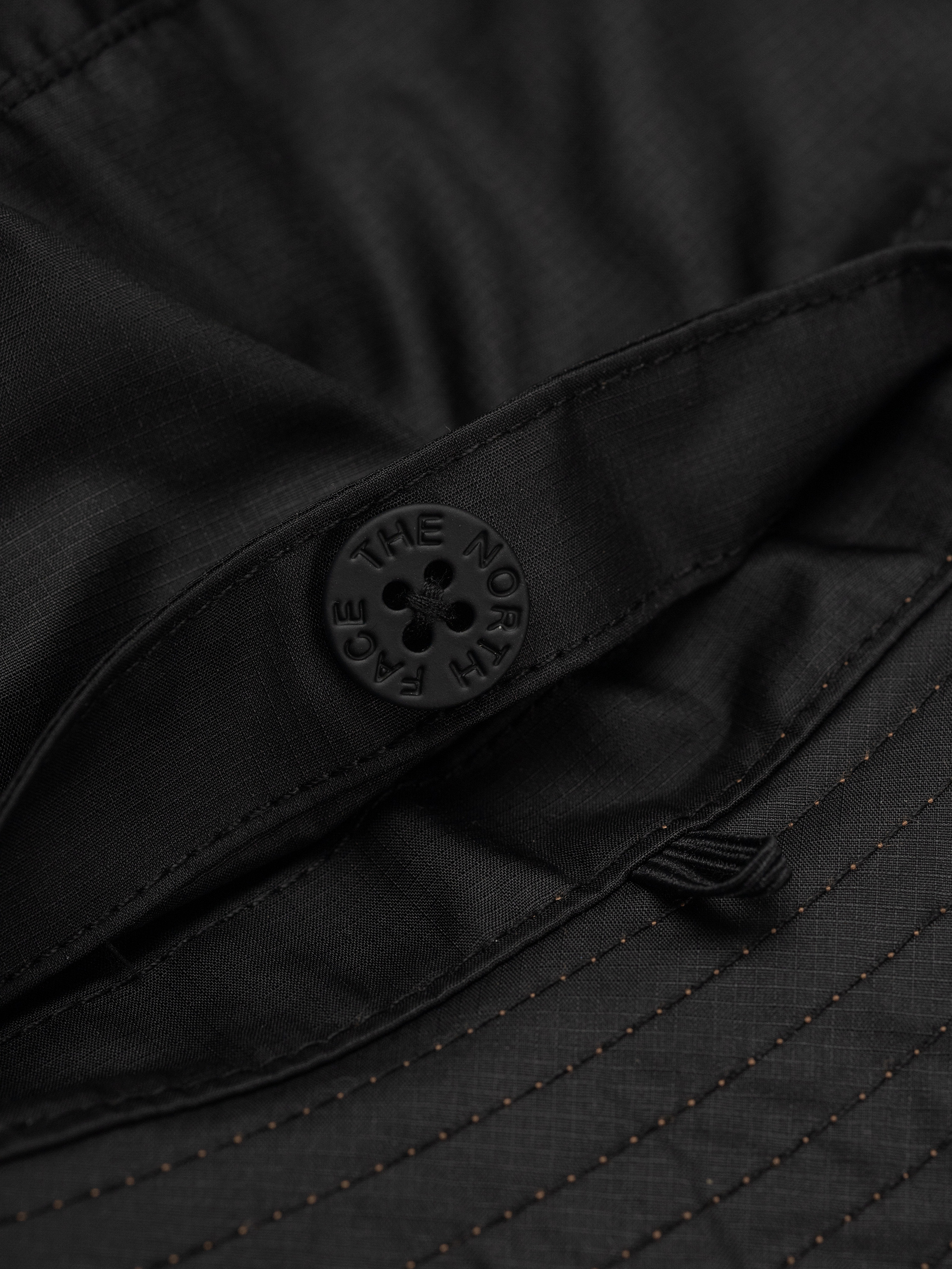 Kapelusz The North Face Sun Stash (latte/tnf black)