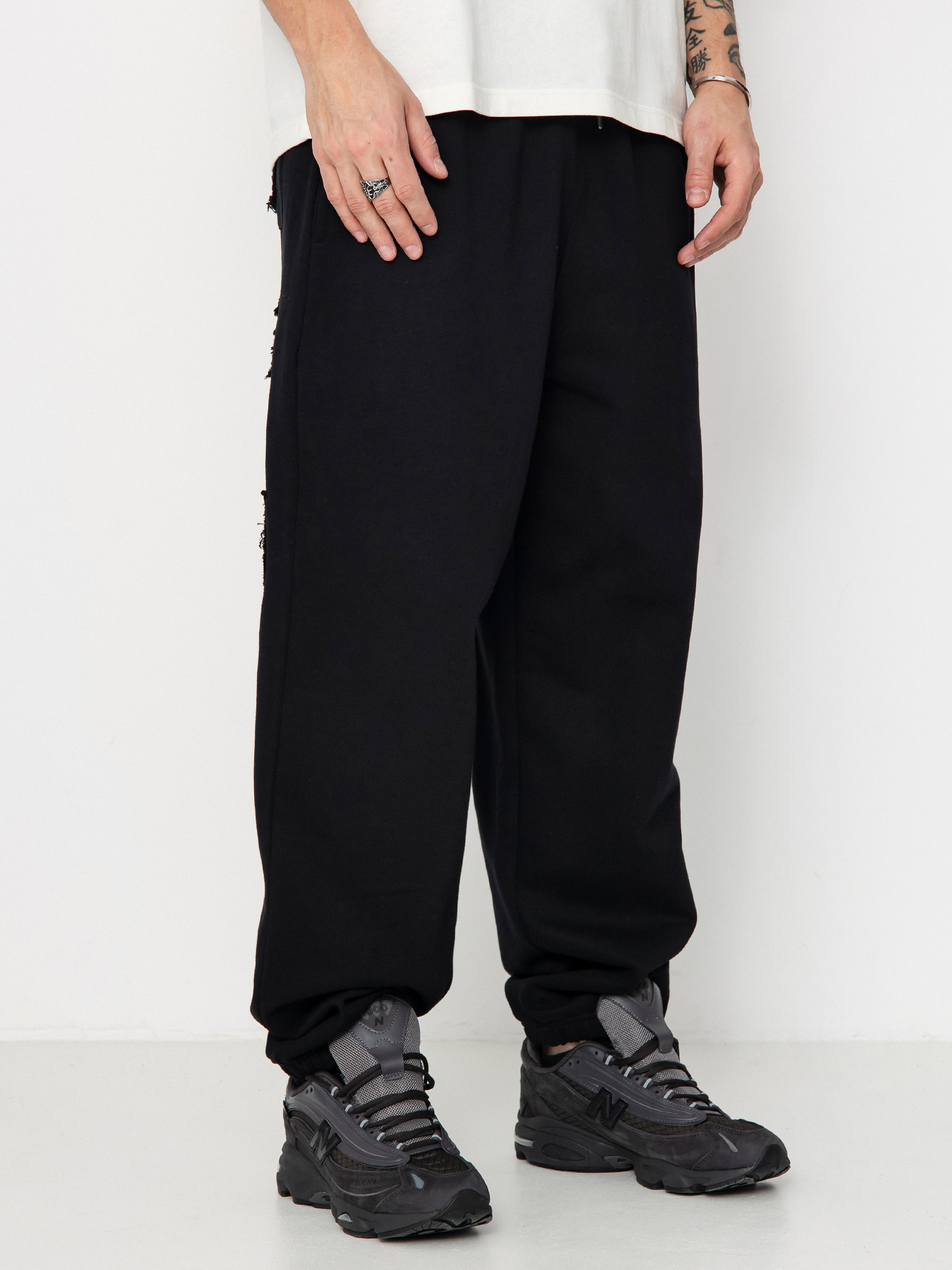 Spodnie Wasted Paris Kingdom Curve Destroy Jogging (black)