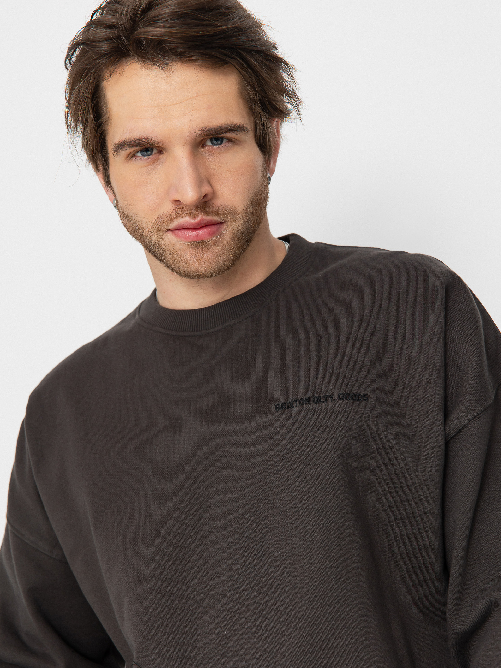 Bluza Brixton Embroidered Heavy Weight Crew (washed black)