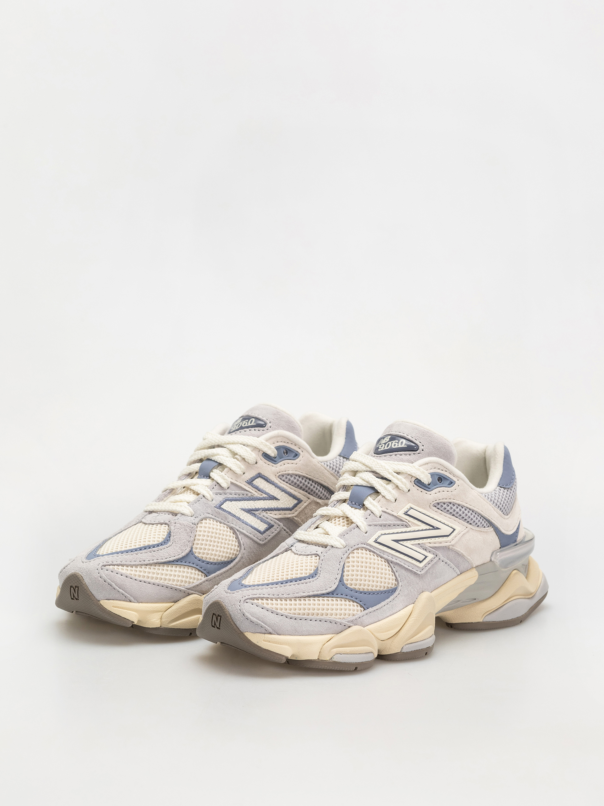 Buty New Balance 9060 (pearl grey)