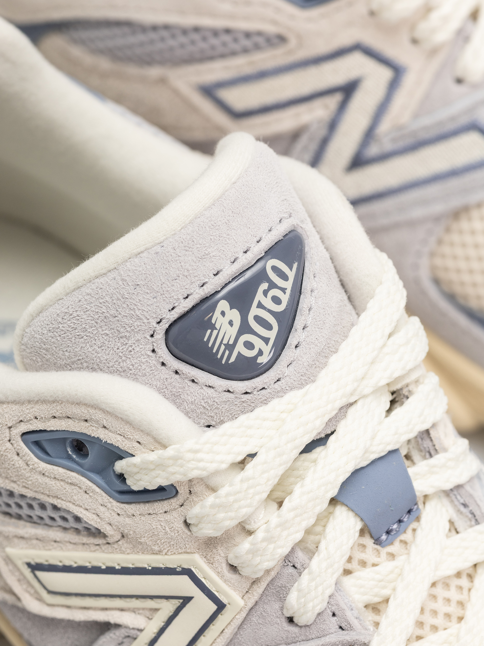 Buty New Balance 9060 (pearl grey)