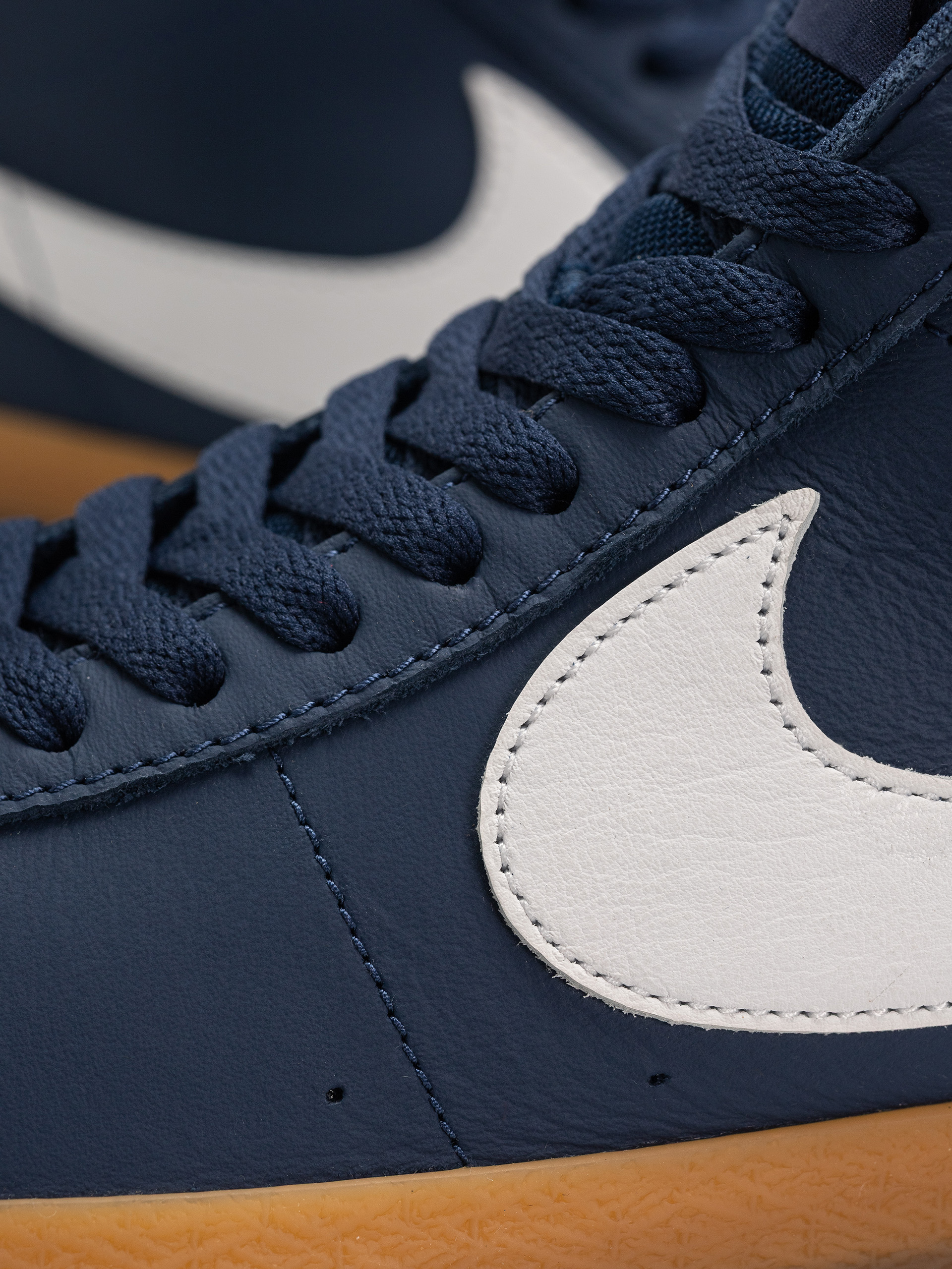 Buty Nike SB Zoom Blazer Mid Iso (navy/white navy gum light brown)
