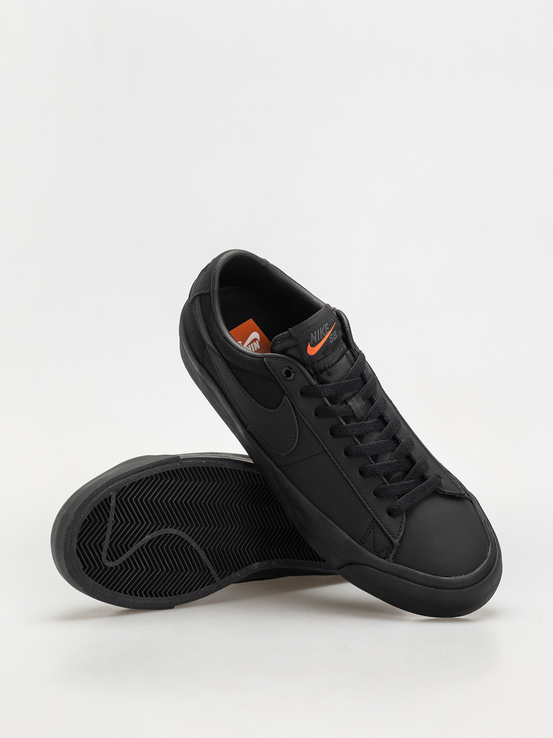 Buty Nike SB Zoom Blazer Low Pro GT ISO (black/black black black)