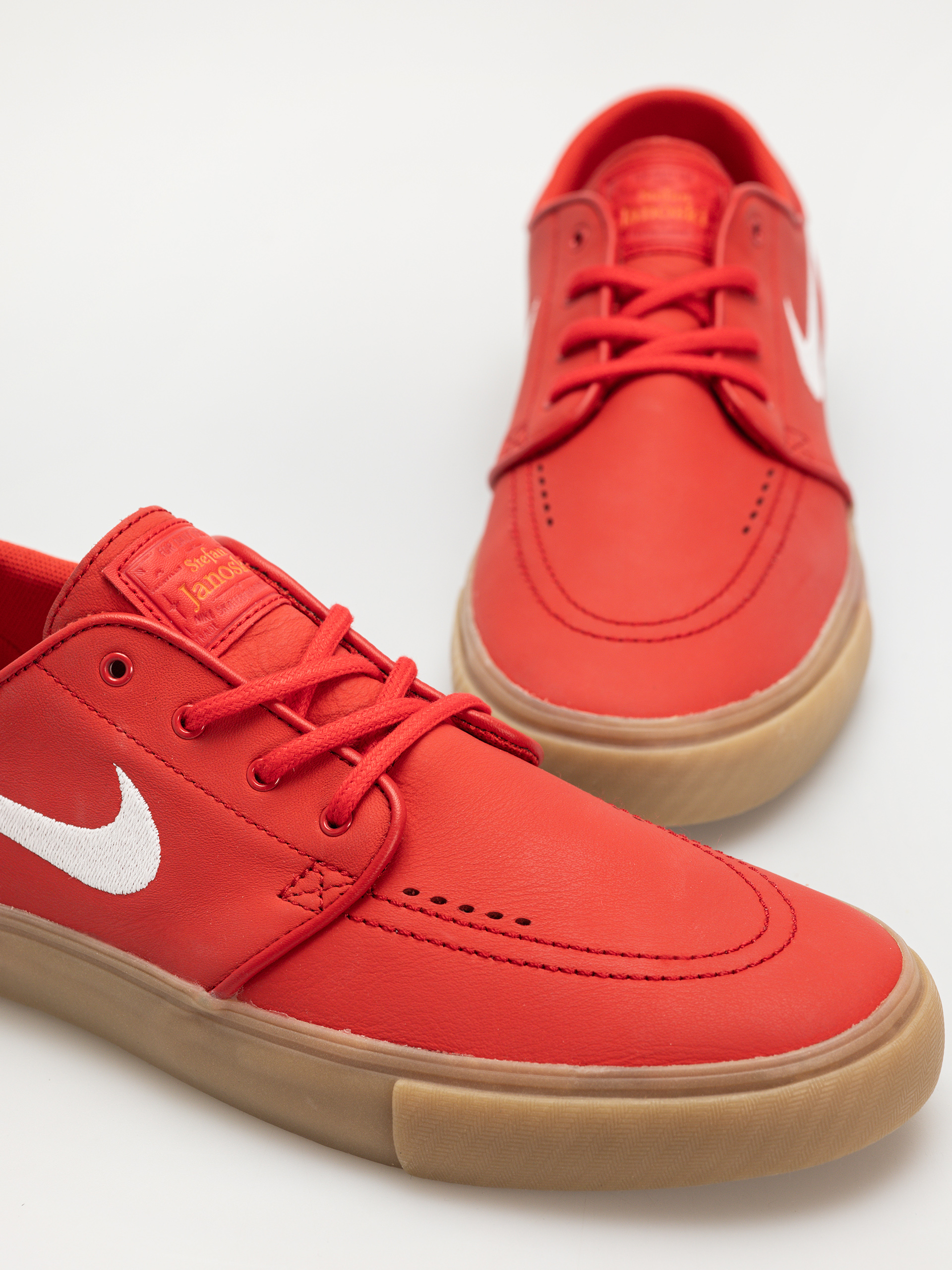 Buty Nike SB Zoom Janoski Og+ (university red/white university red)