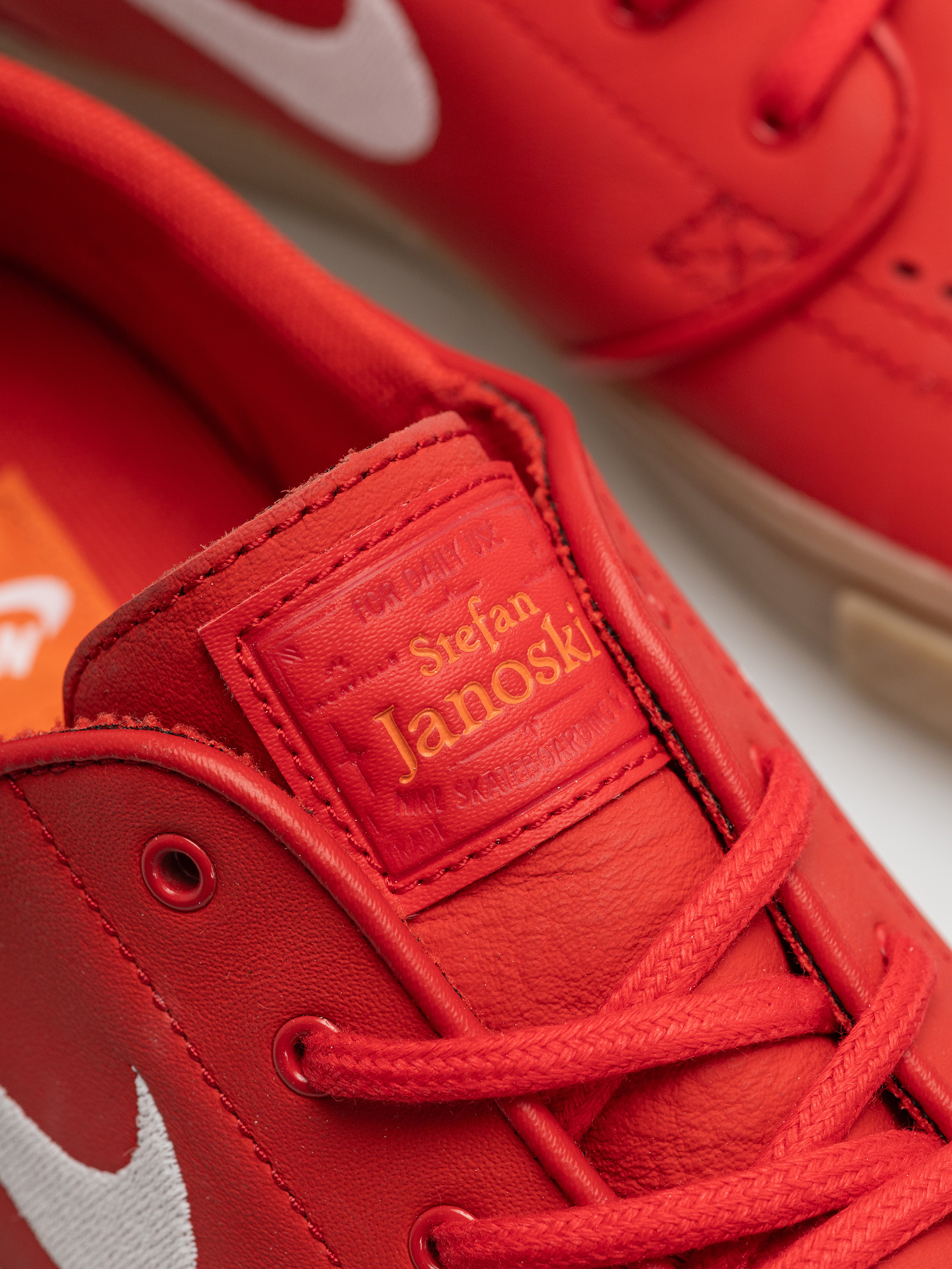 Buty Nike SB Zoom Janoski Og+ (university red/white university red)