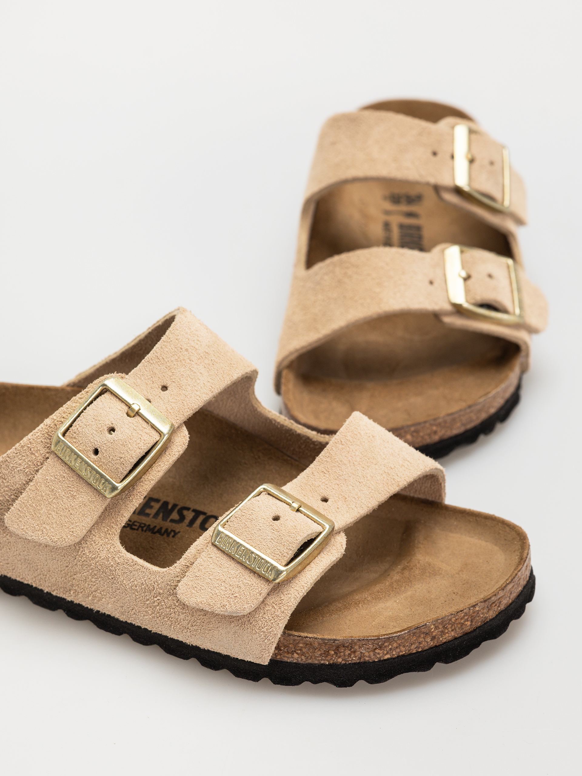 Klapki Birkenstock Arizona Suede Leather Narrow Wmn (sandcastle)