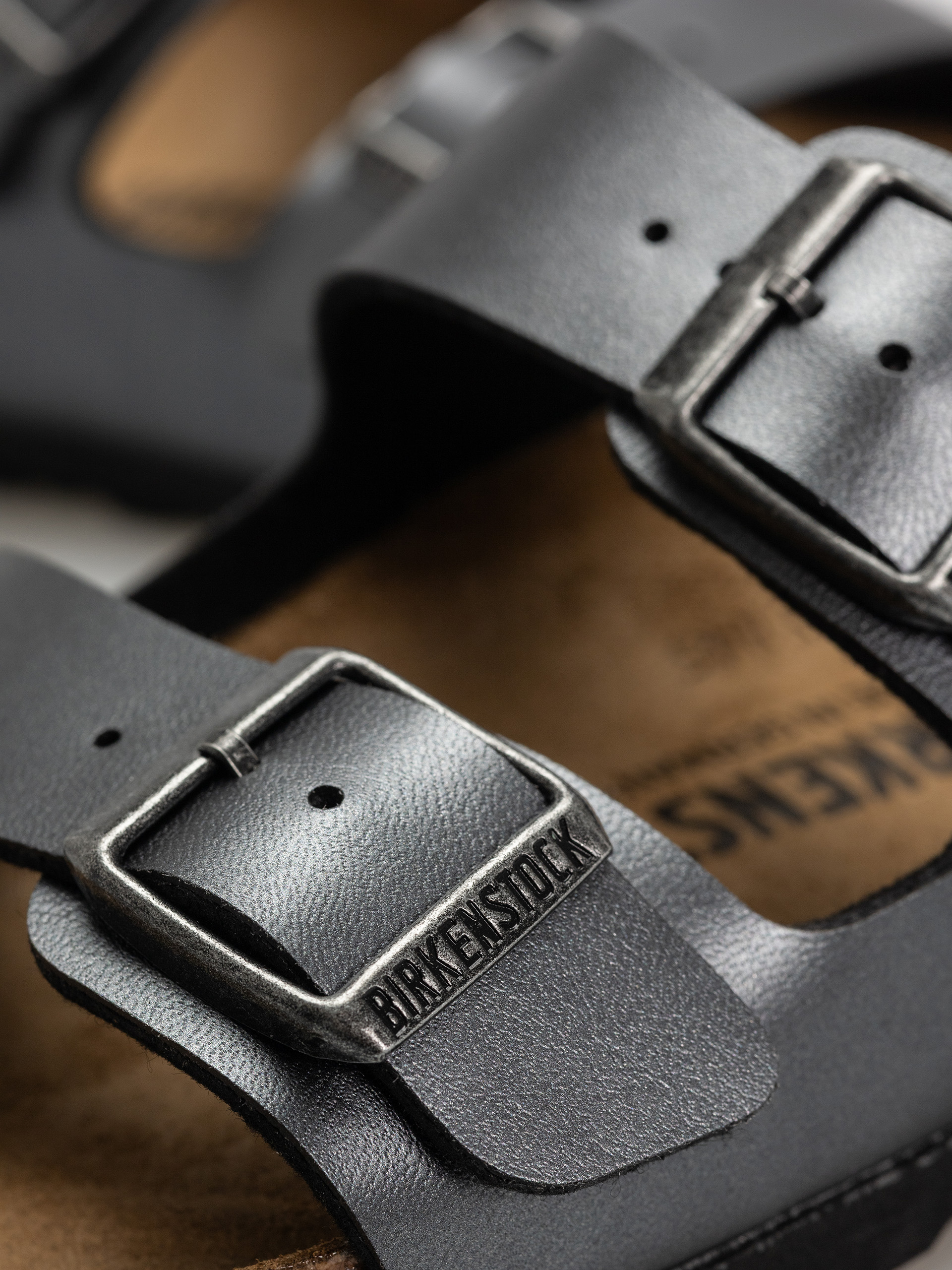 Klapki Birkenstock Arizona Birko Flor Metallic Narrow Wmn (metallic black)